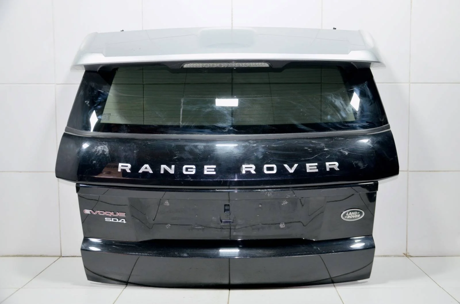 Крышка багажника LAND ROVER RANGE ROVER EVOQUE 2011+ LR077685 L538