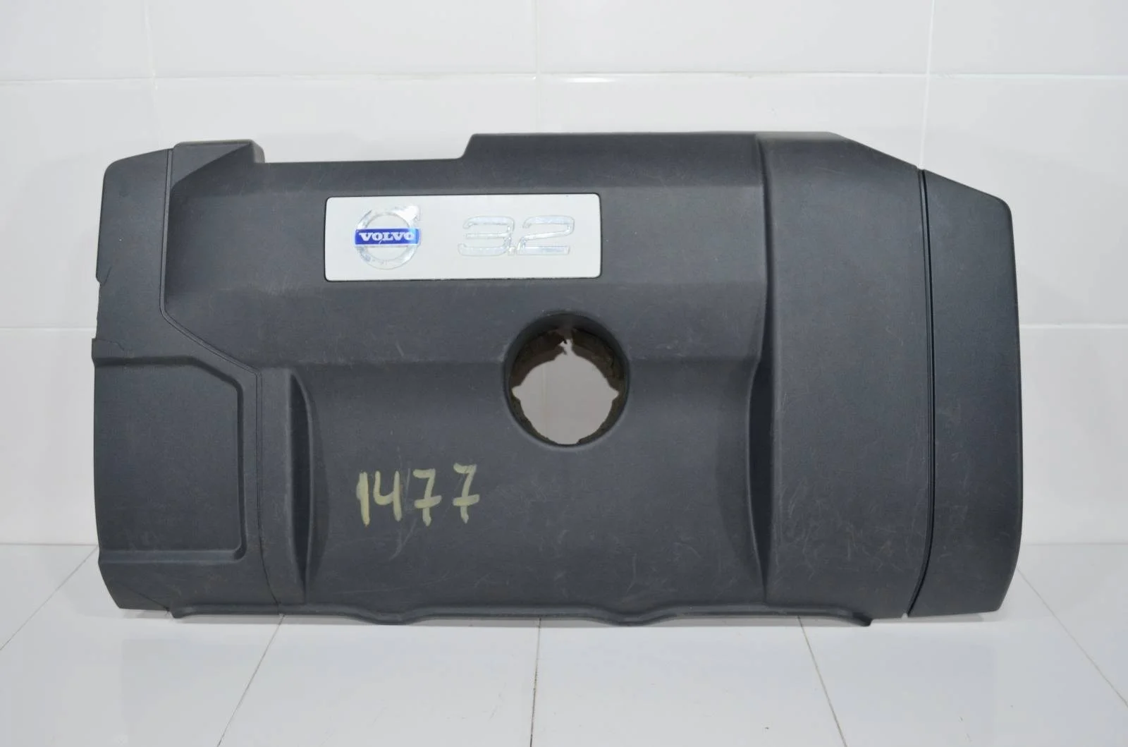 Крышка двигателя декоративная VOLVO XC60 2008+ 30757827 3.2L B6324S4