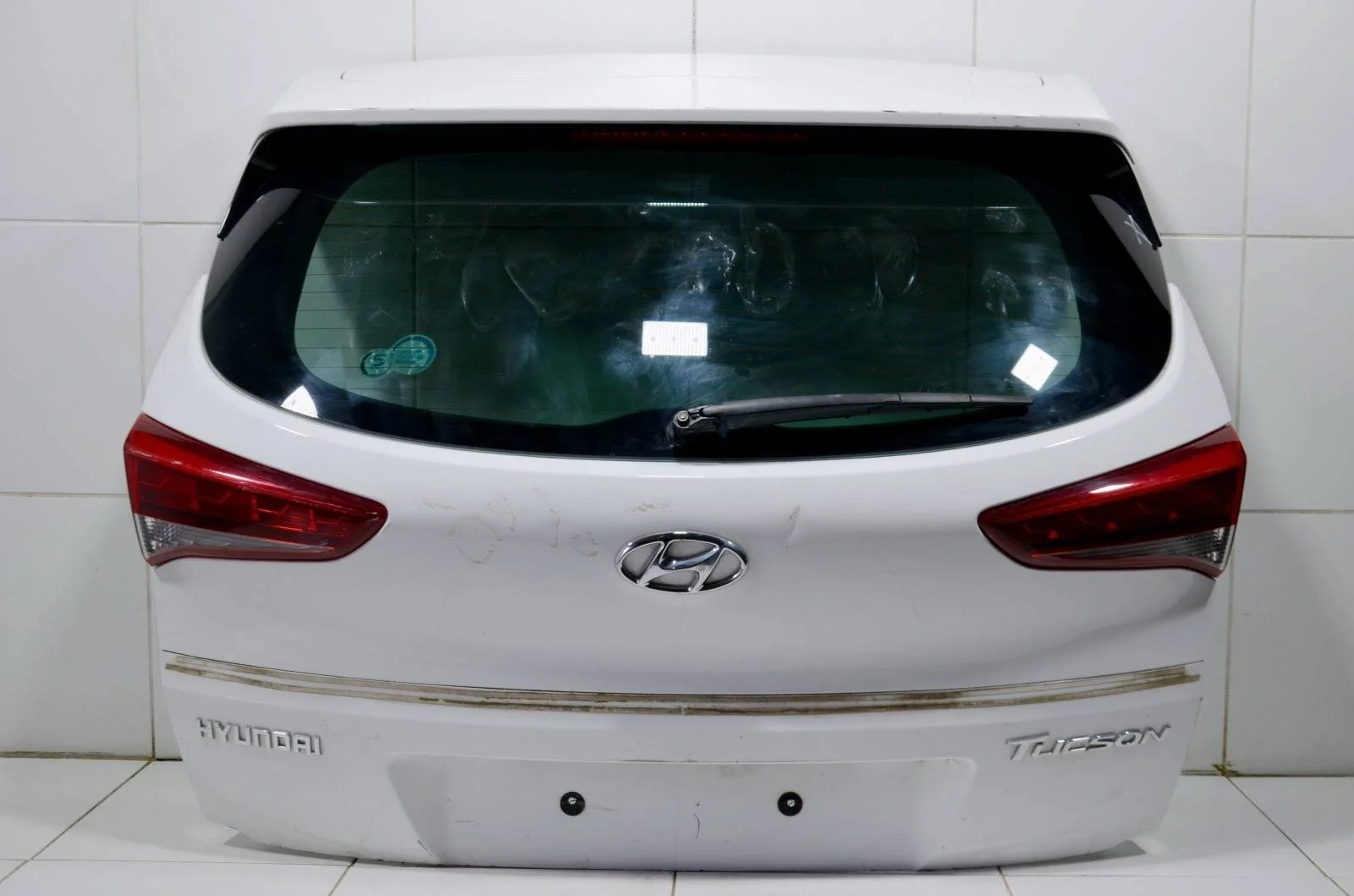 Крышка багажника HYUNDAI TUCSON 2015+ 73700D7000 TL