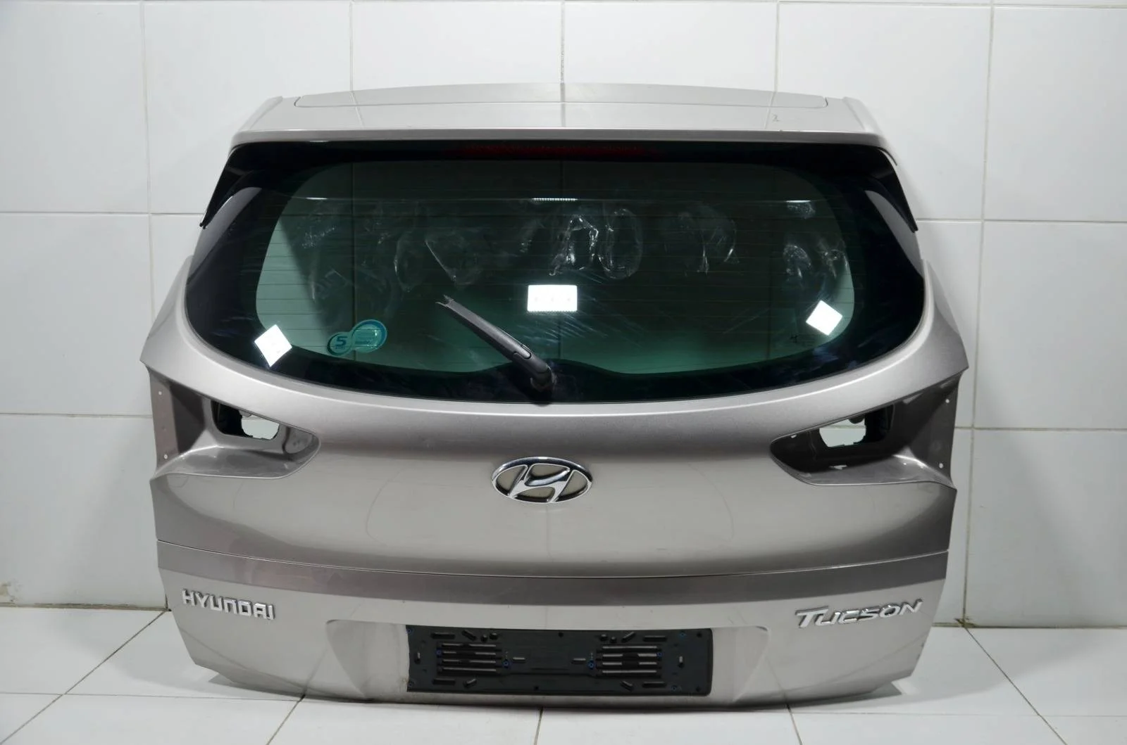 Крышка багажника HYUNDAI TUCSON 2015+ 73700D7000 TL