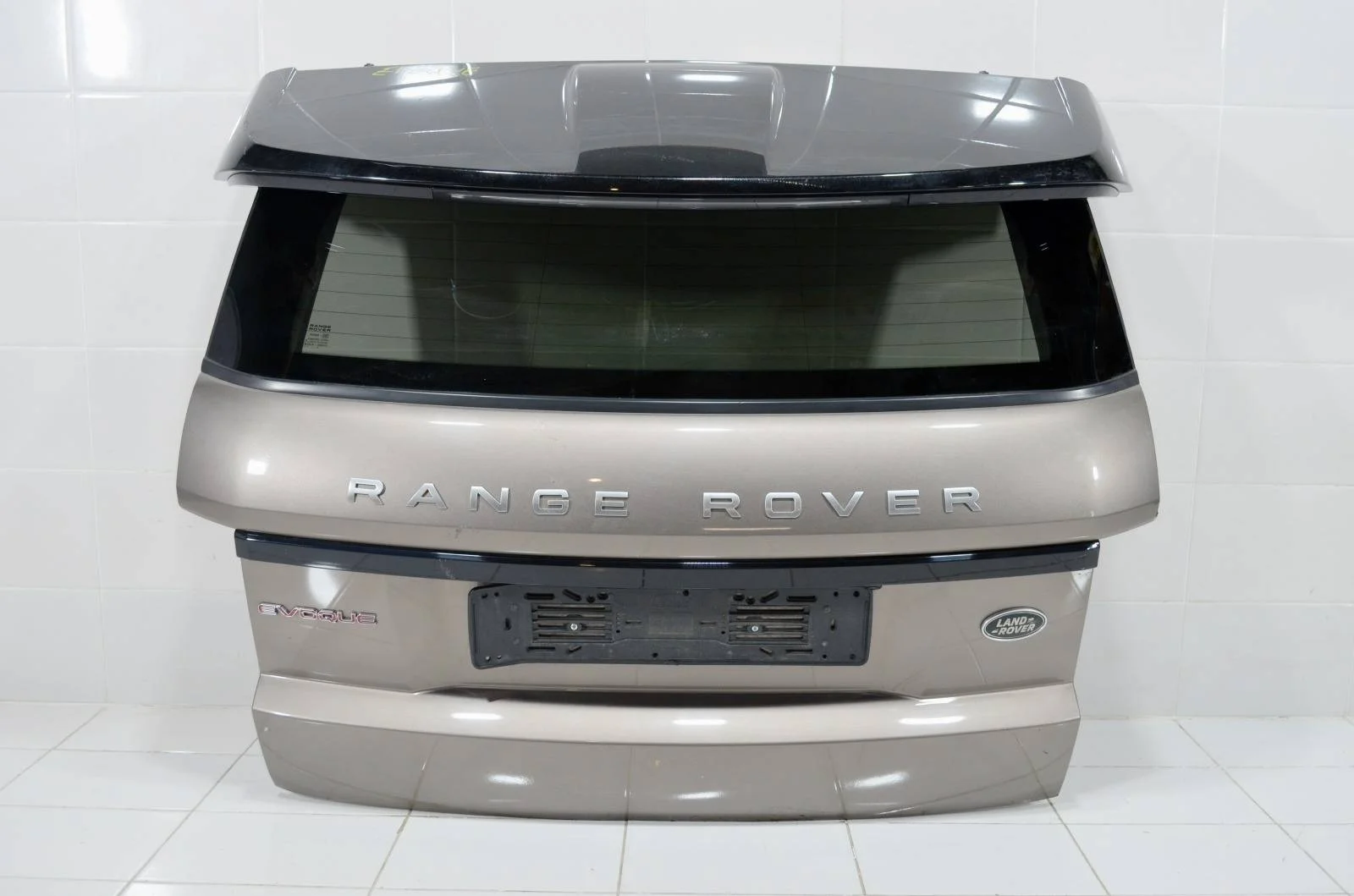 Крышка багажника LAND ROVER RANGE ROVER EVOQUE 2011+ LR064614 L538