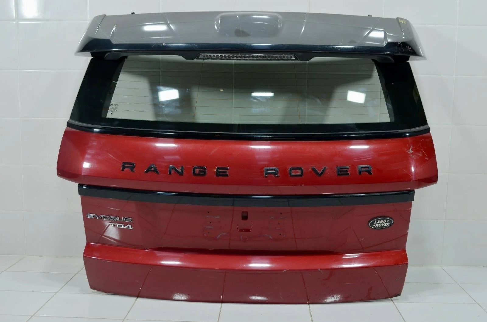Крышка багажника LAND ROVER RANGE ROVER EVOQUE 2011+ LR064614 L538