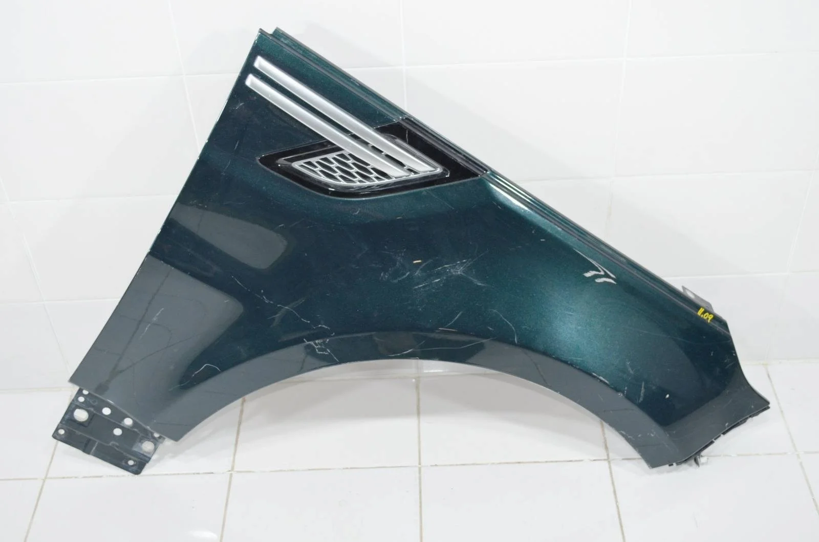 Крыло LAND ROVER SPORT 2013+ LR061823 L494, переднее правое