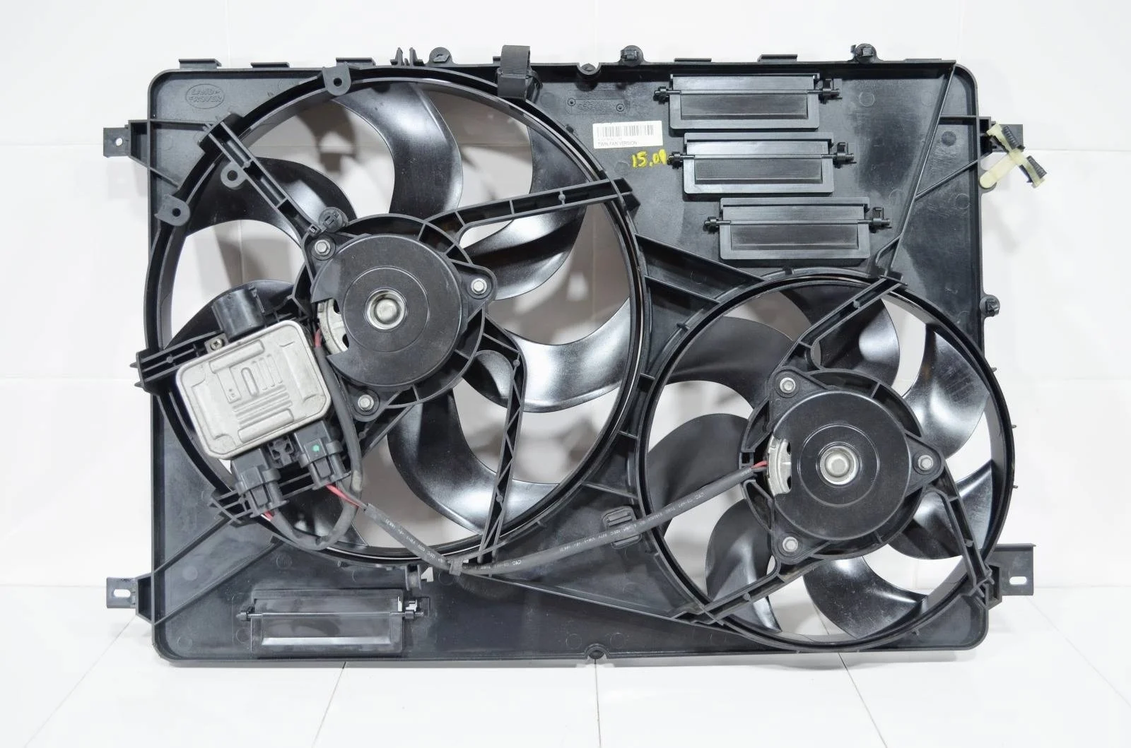 Диффузор в сборе LAND ROVER DISCOVERY SPORT 2015+ LR024292 L550