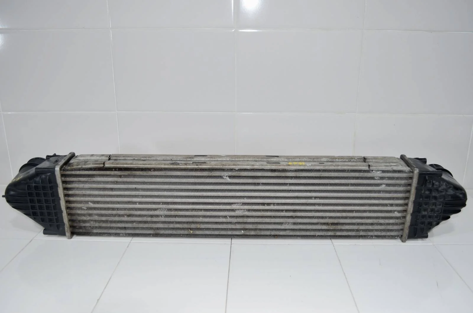 Интеркулер FORD FOCUS 2011-2018 1748796 3 2.0 ECOBOOST