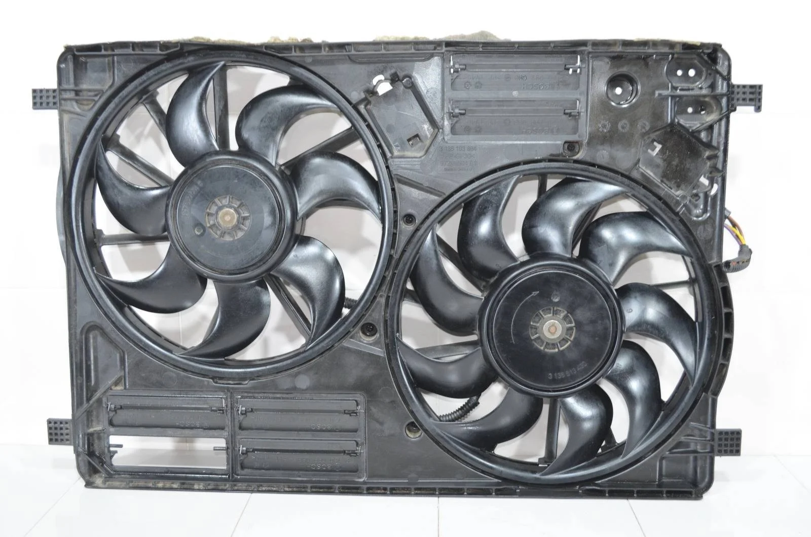 Диффузор в сборе FORD KUGA 2011-2018 EJ738C607AG CBS 1.5 ECOBOOST