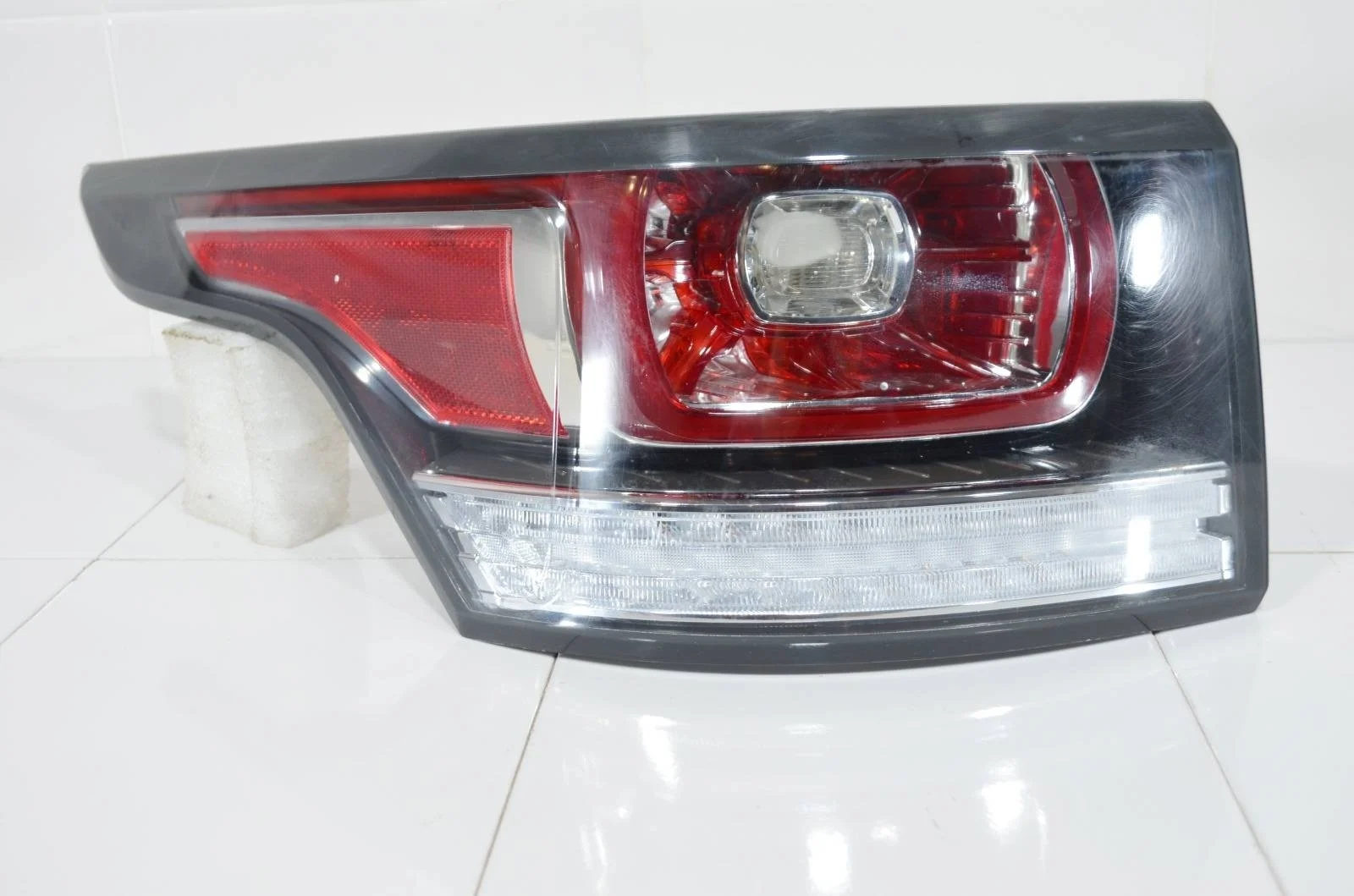 Фонарь LAND ROVER SPORT 2013+ LR061589 L494, задний левый