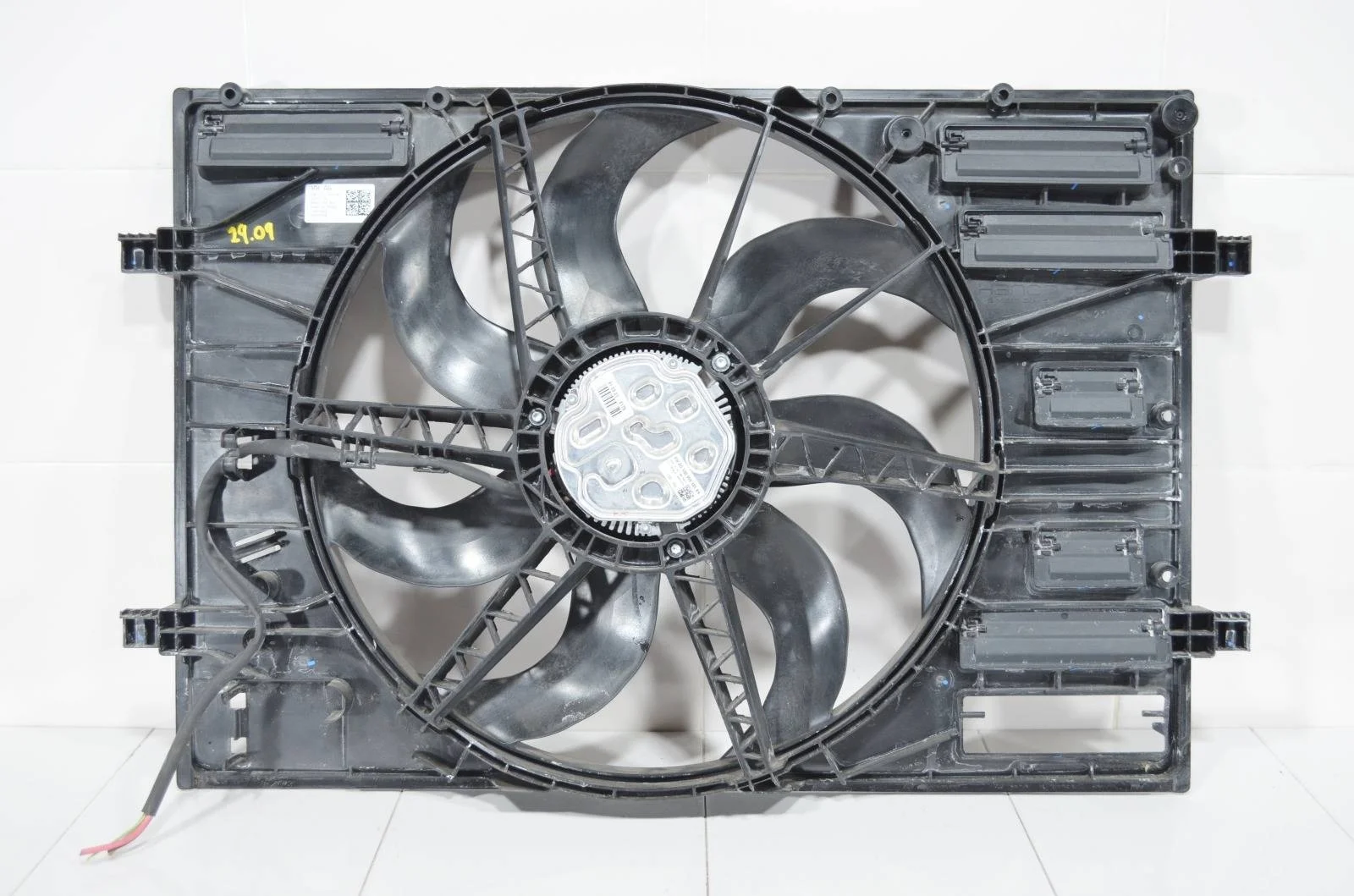 Диффузор в сборе VOLKSWAGEN TIGUAN 2016+ 5Q0121203DE 2