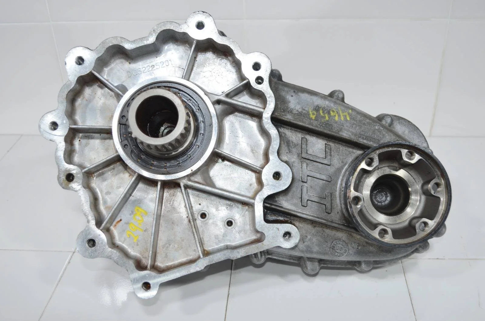 Раздаточная коробка MERCEDES-BENZ R-class 2005-2017 A2512801200 W251