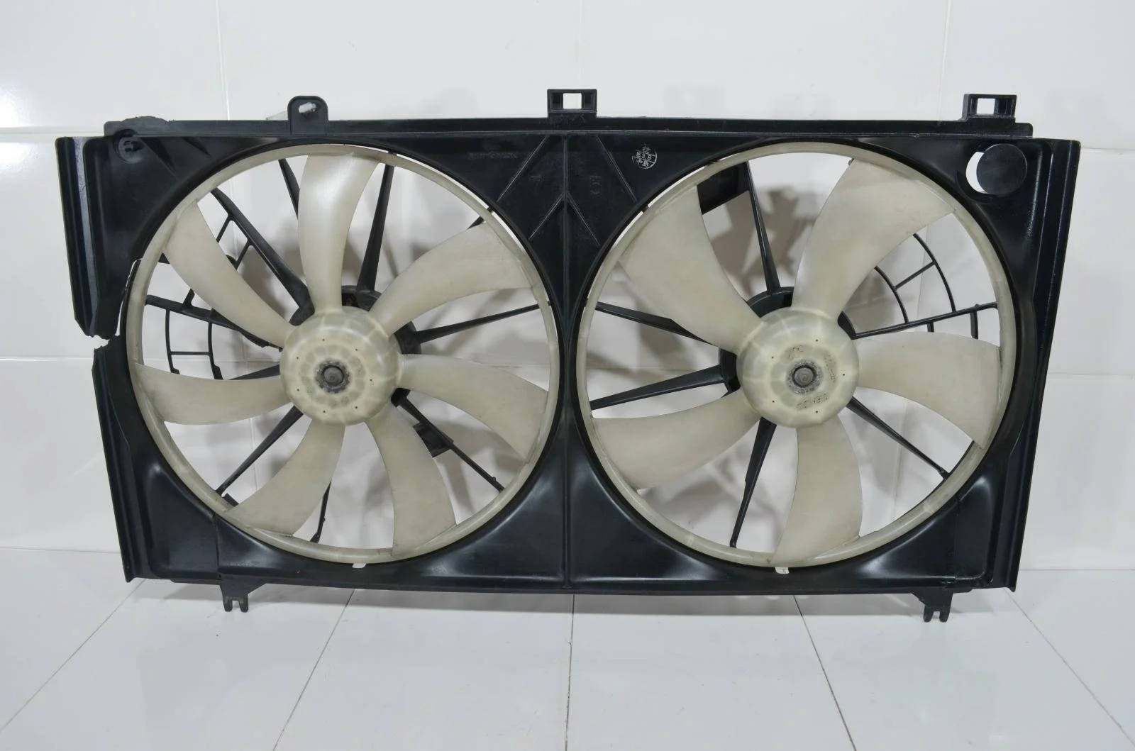 Диффузор в сборе LEXUS IS250/350 2005-2013 1671131320 GSE25 2.5 4GRFSE 4WD