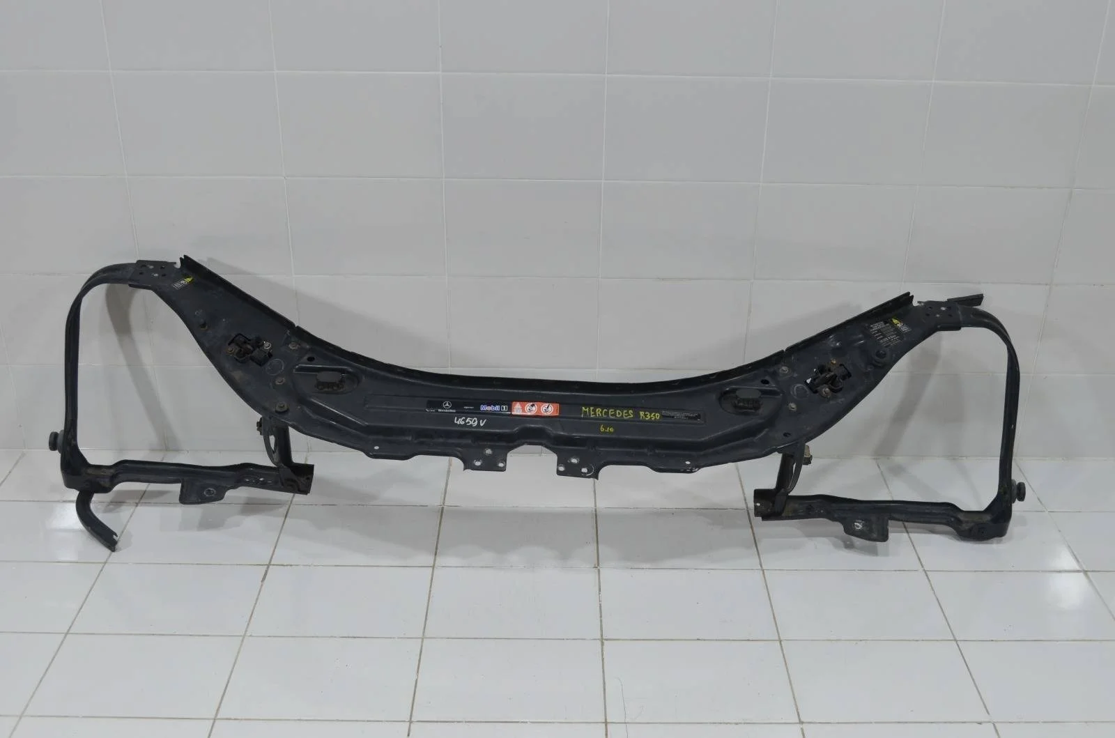 Передняя панель MERCEDES-BENZ R-class 2005-2017 A2516200486 W251