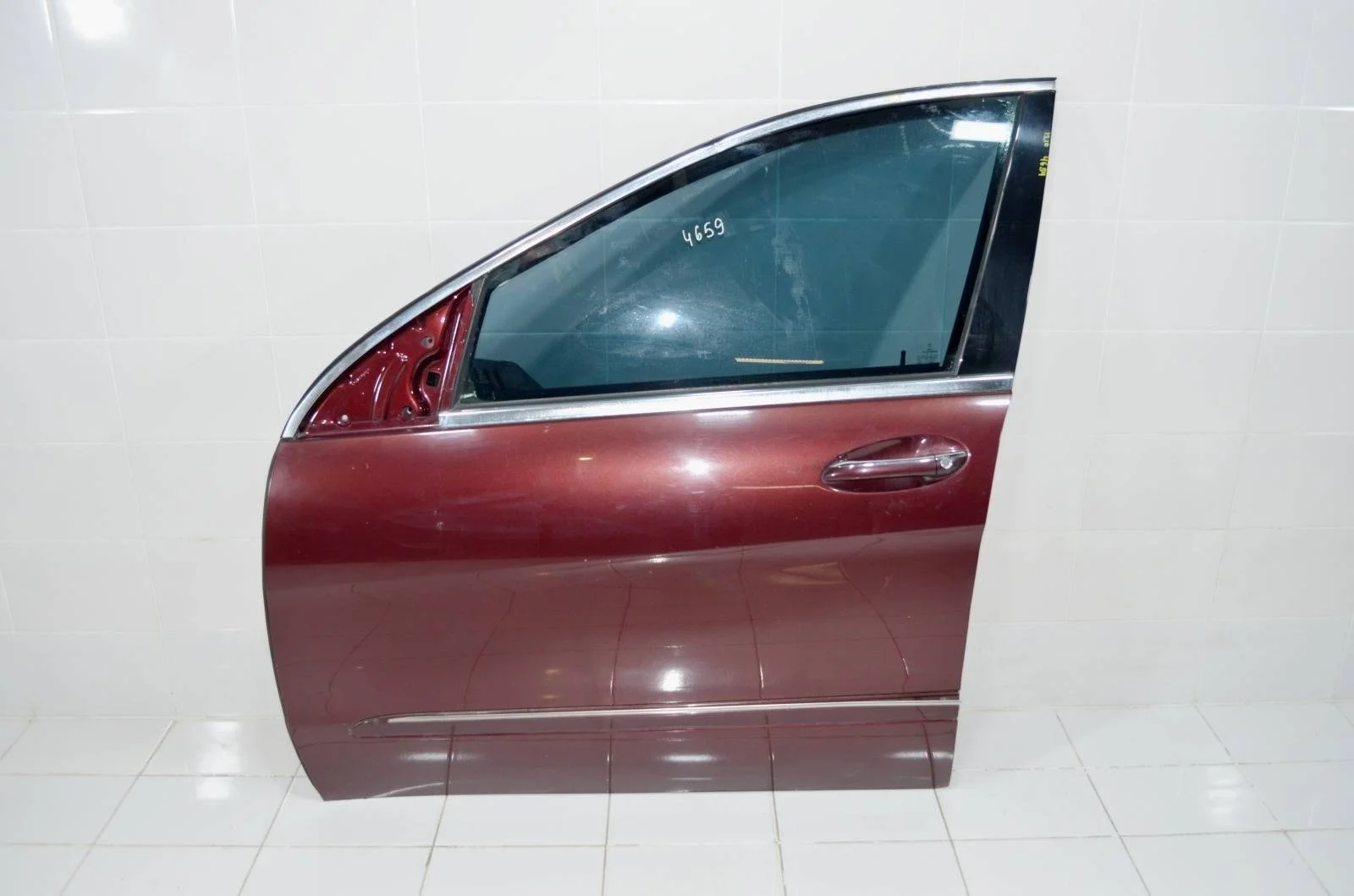 Дверь MERCEDES-BENZ R-class 2005+ A2517200105 W251, передняя левая