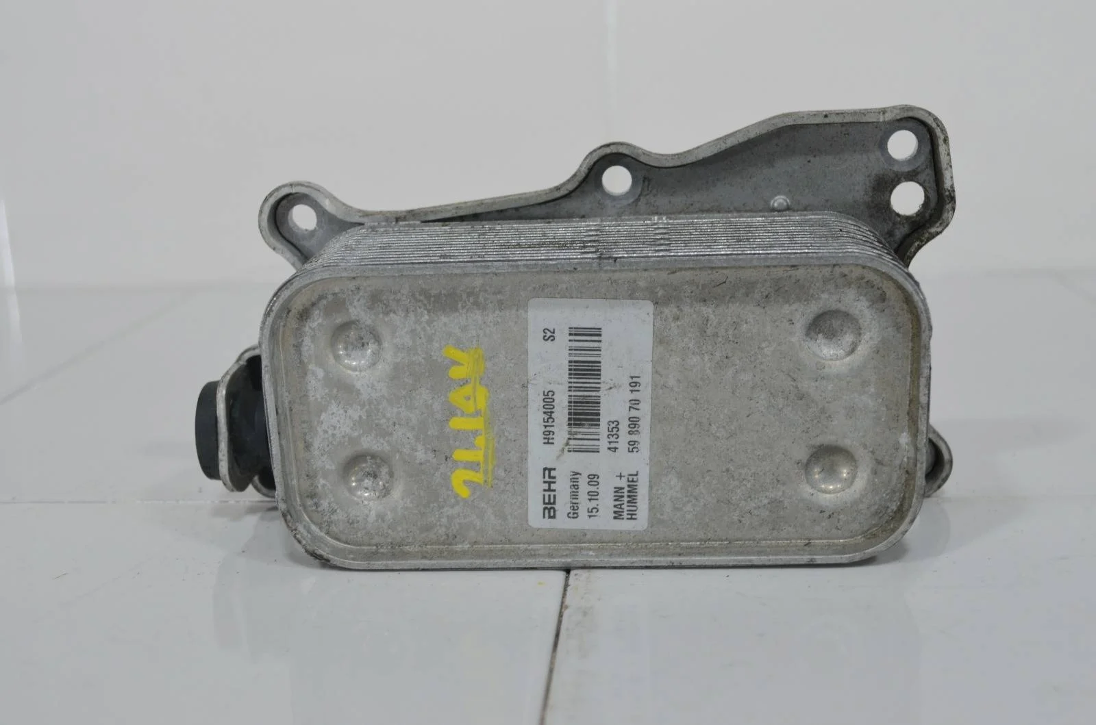 Радиатор масляный MERCEDES-BENZ E CLASS 2009-2016 A2721880001 W212