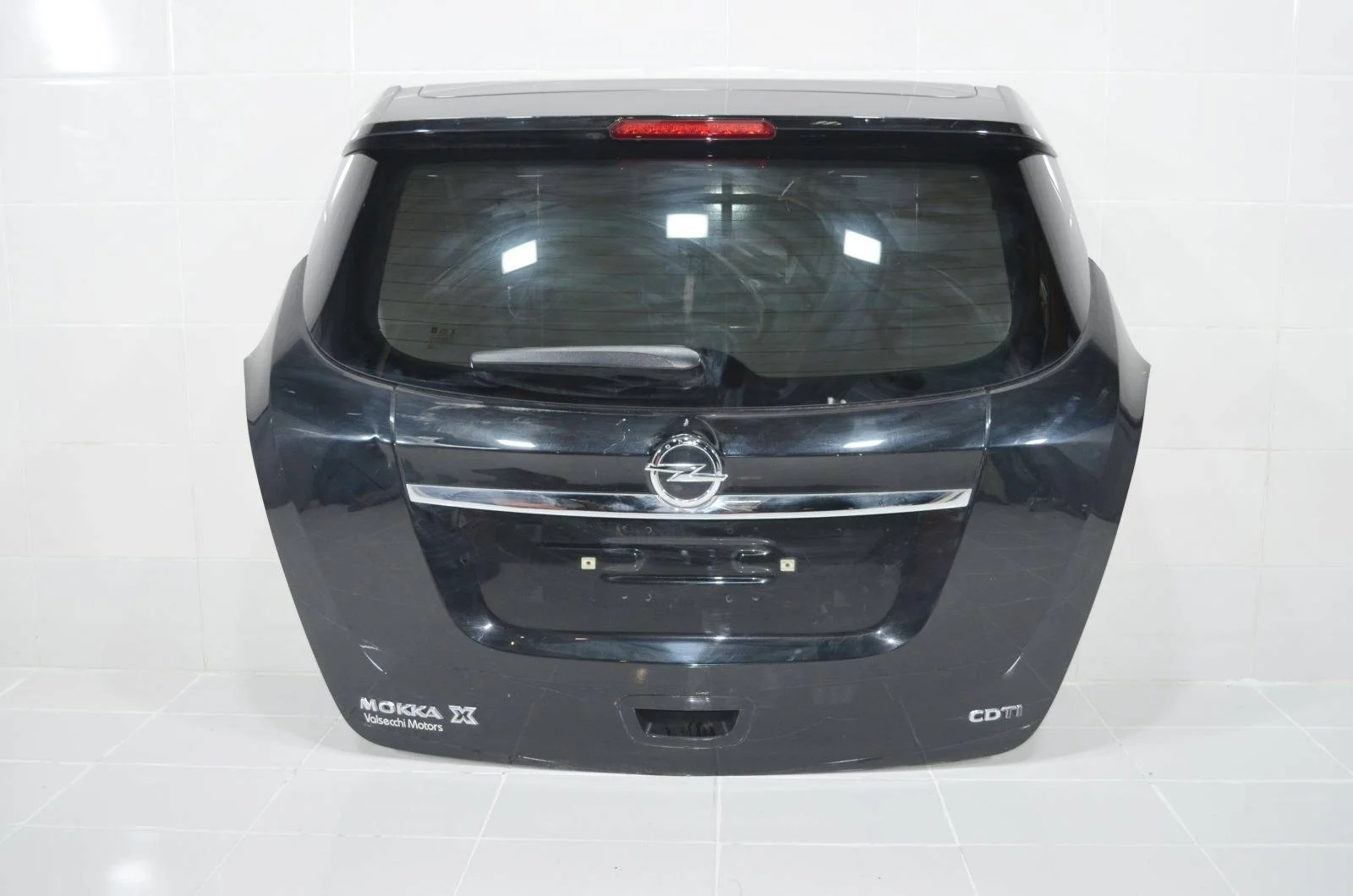 Крышка багажника OPEL MOKKA 2013+ 25981261