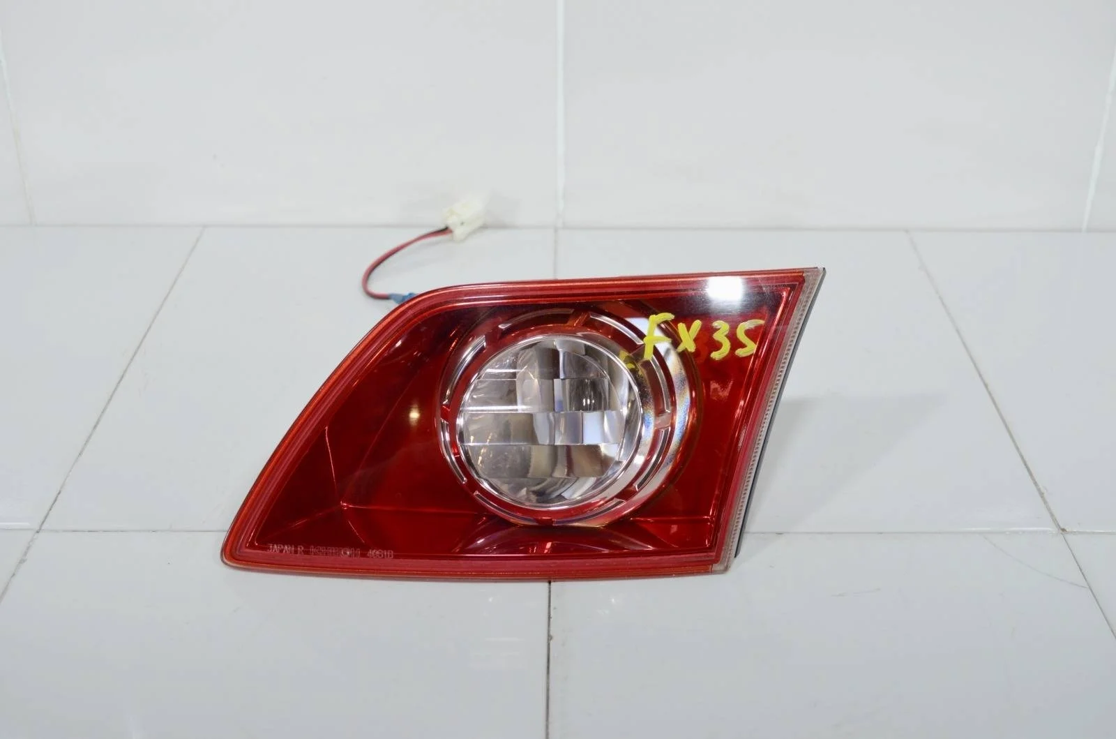 Фонарь внутренний INFINITI FX35/45 2002-2008 26540CG000 S50, правый