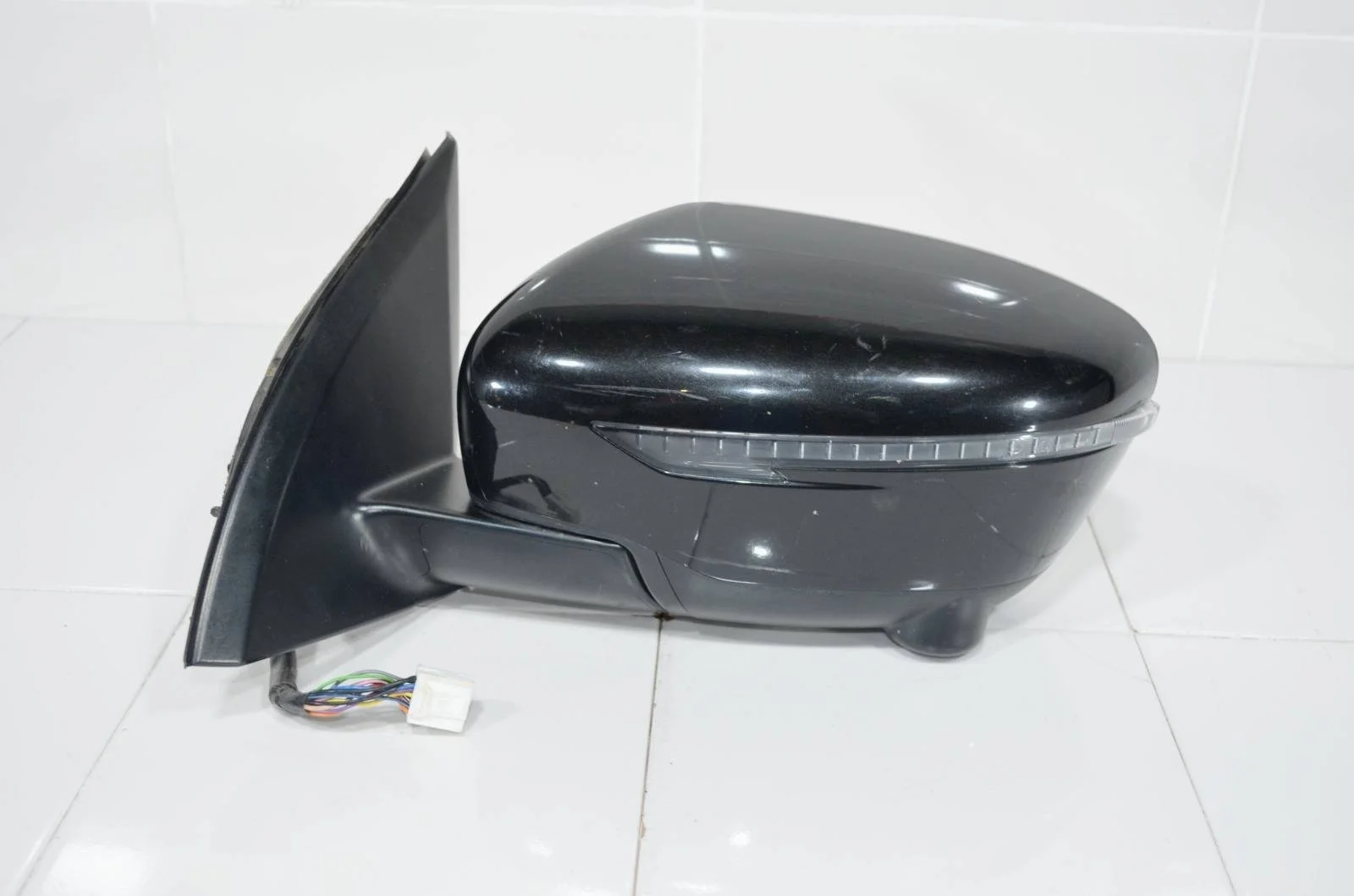 Зеркало NISSAN QASHQAI 2013+ 963024EH8B J11, левое