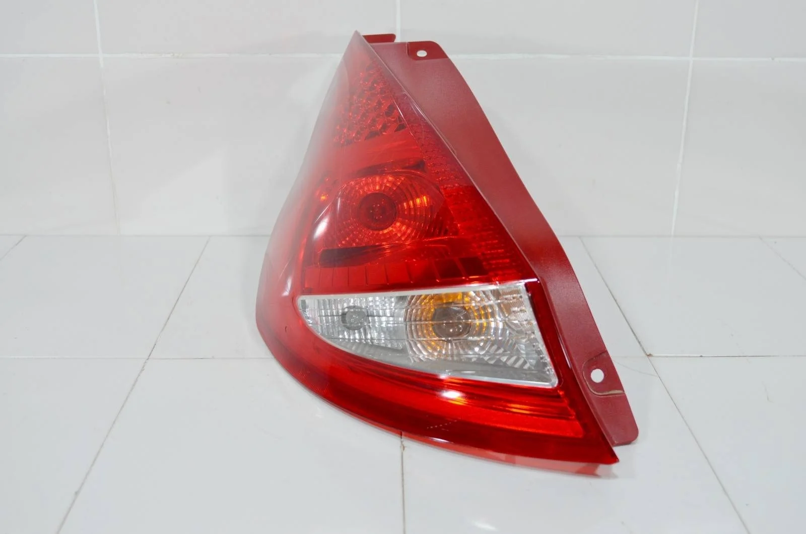 Фонарь FORD FIESTA 2008+ 1513152 6, левый