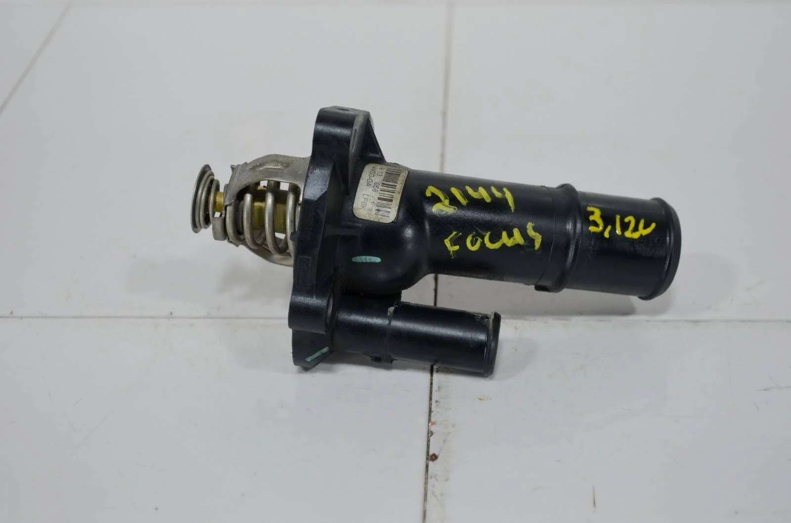 Термостат охлаждения двигателя FORD FOCUS 2011+ CP9Z8592G 3