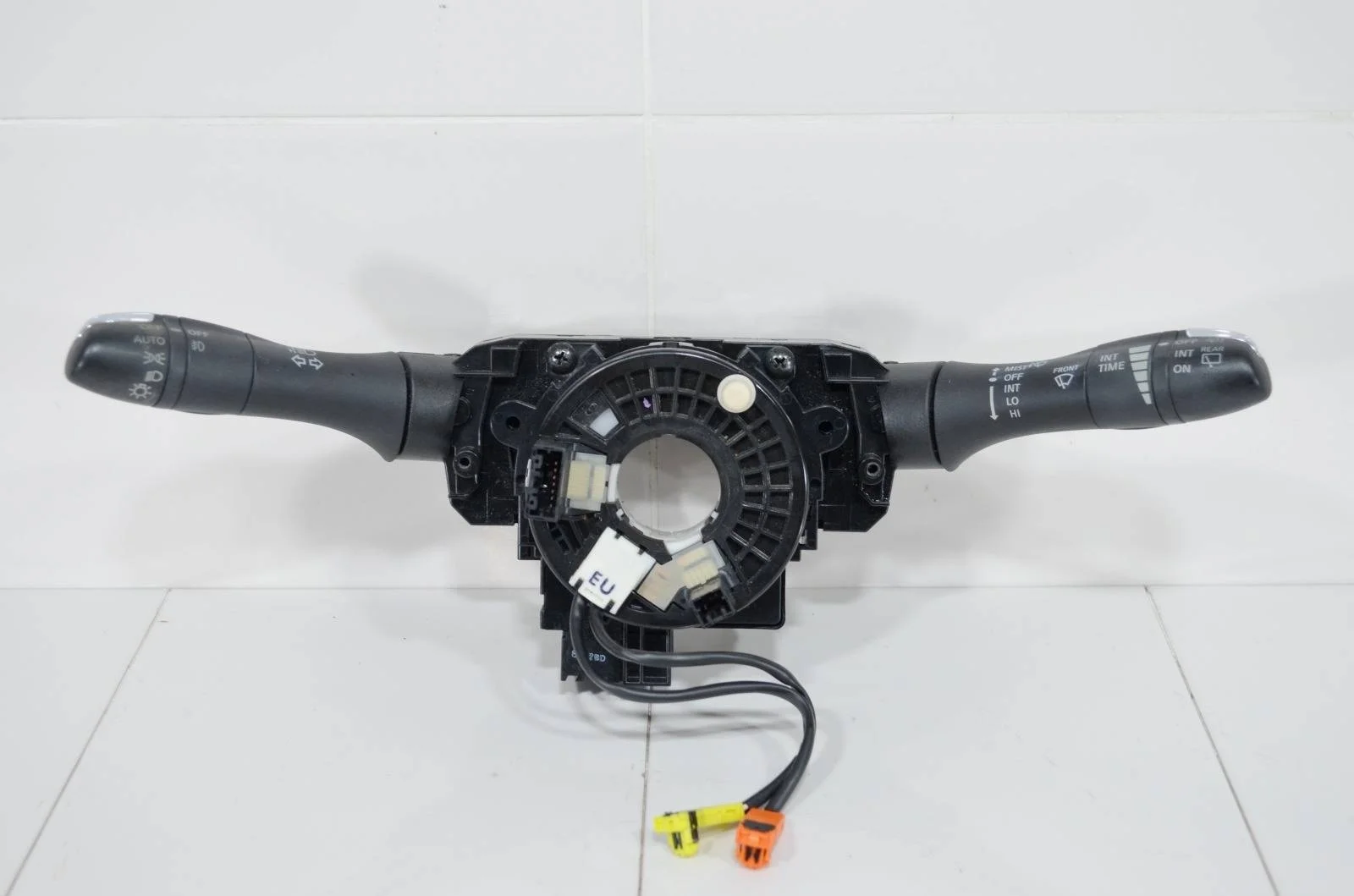 Переключатель / Шлейф подрулевой SRS INFINITI EX35 2007+ 255601BA0B J50