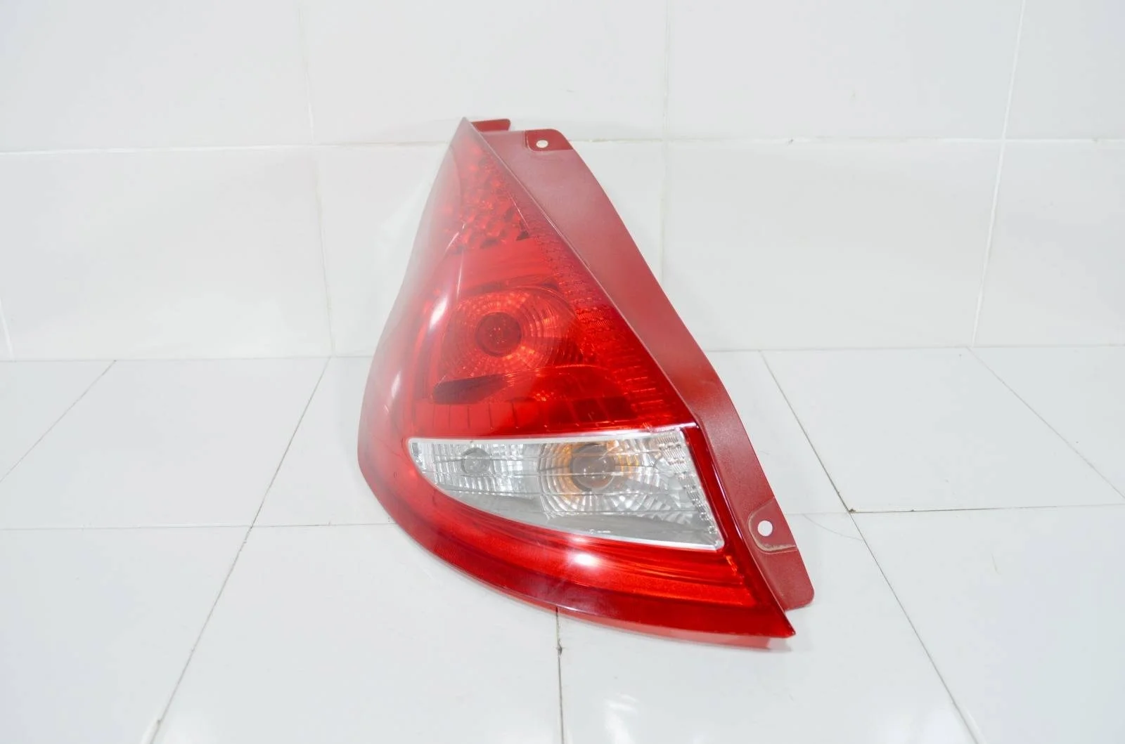 Фонарь FORD FIESTA 2008+ 1513152 6, левый