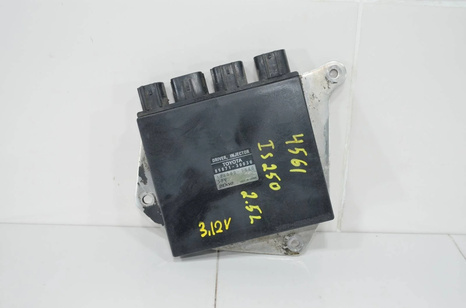 Блок управления форсунками LEXUS IS250/350 2005-2013 8987130030 XE20 2.5 4GRFSE 4WD