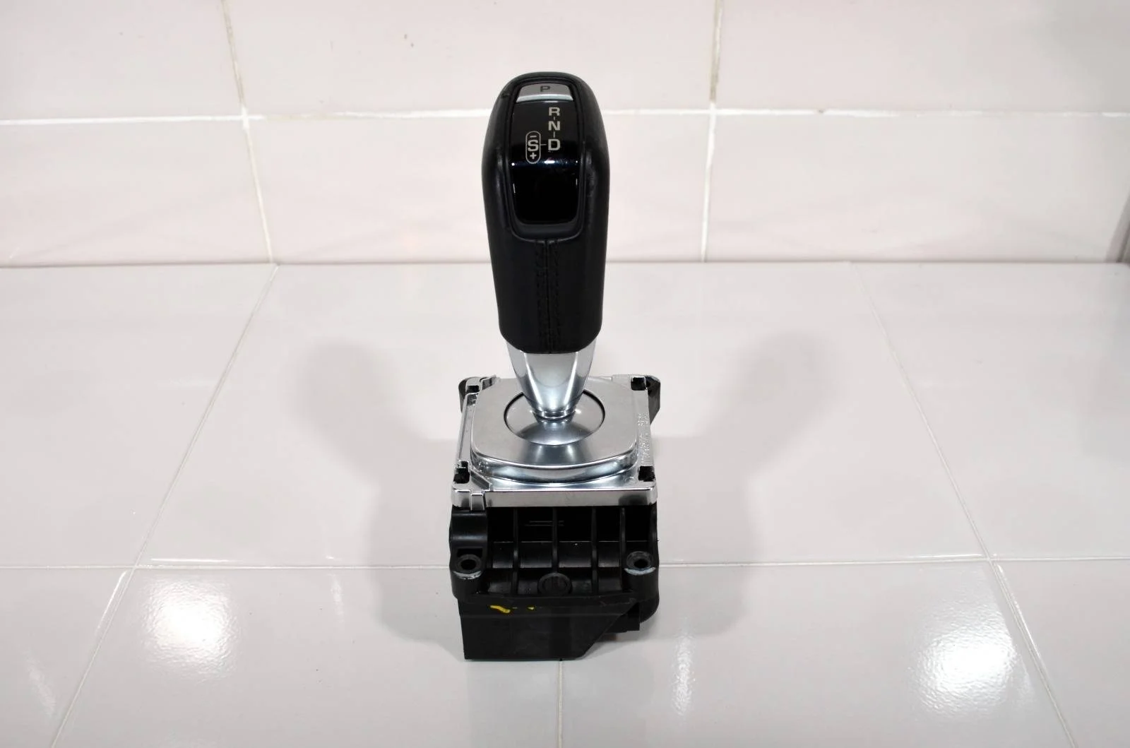 Селектор акпп LAND ROVER SPORT 2013+ LR077066 L494