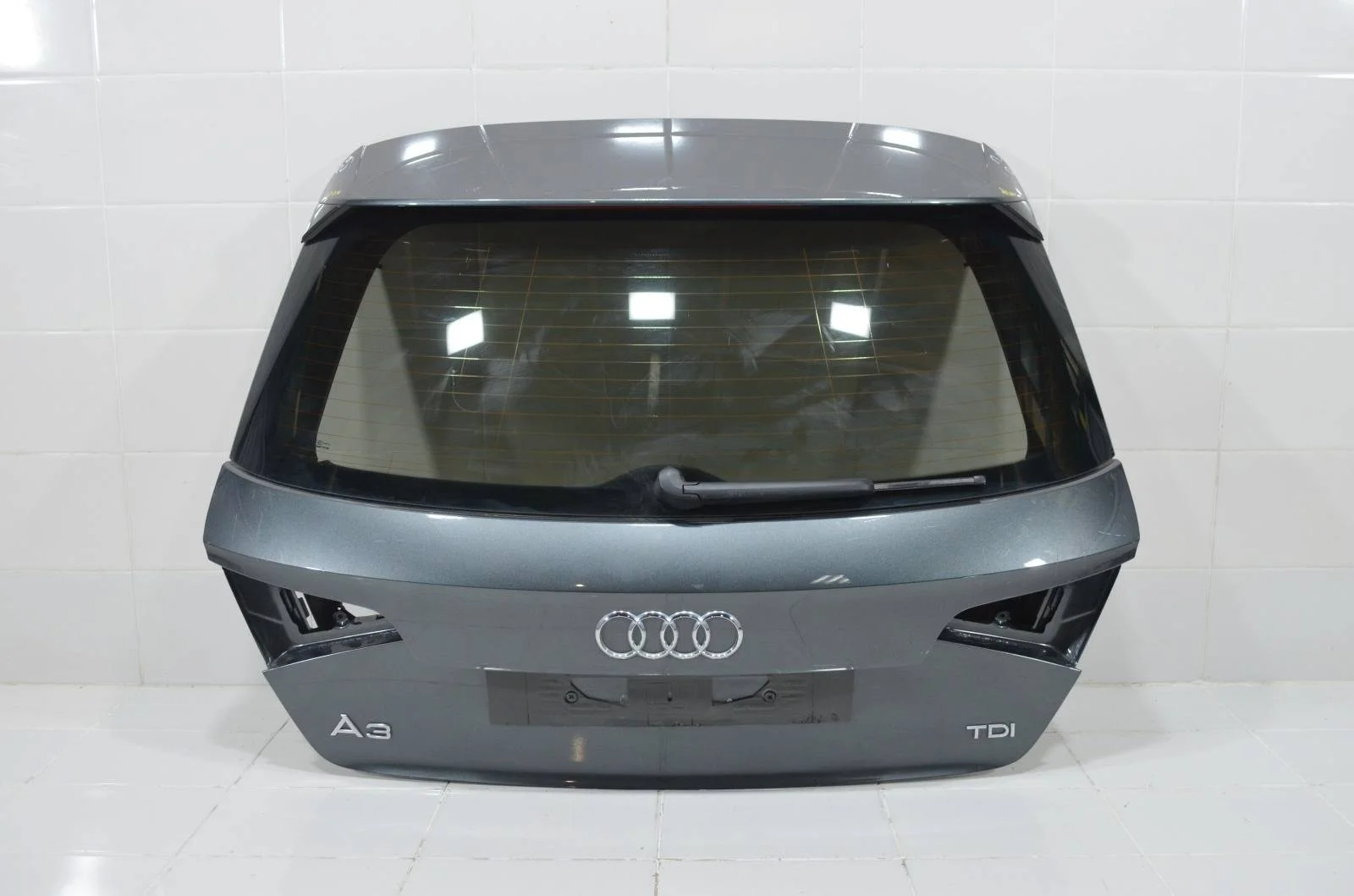 Крышка багажника AUDI A3 2012+ 8V4827025D 8V SPORTBACK