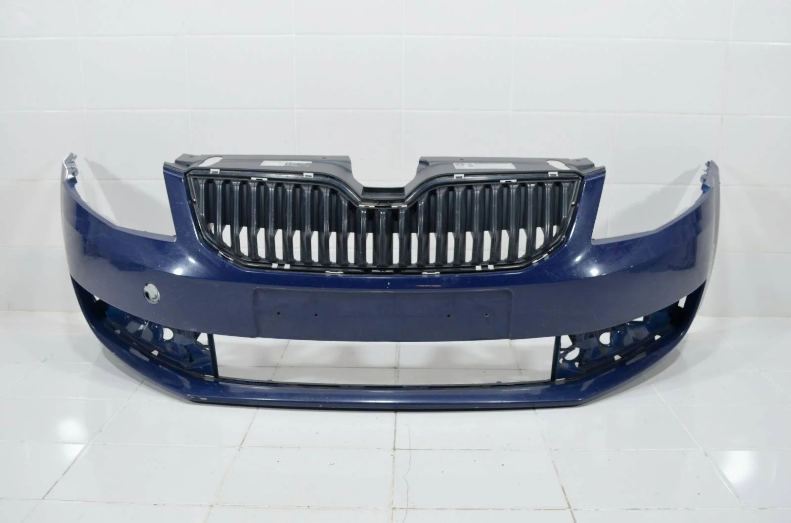 Бампер SKODA OCTAVIA 2012+ 5E0807221 A7, передний