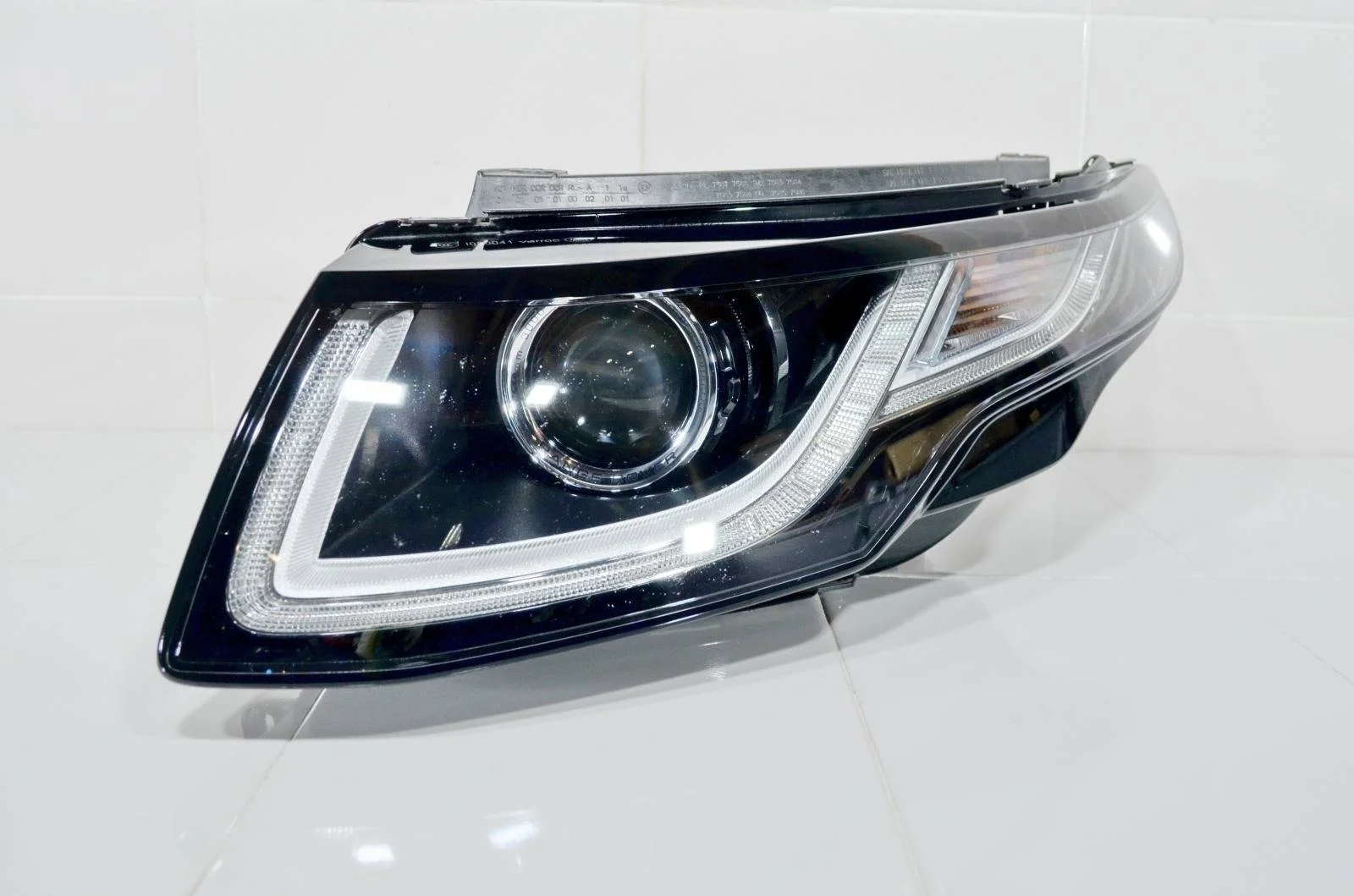Фара LAND ROVER RANGE ROVER EVOQUE 2015+ LR072628 L538, левая
