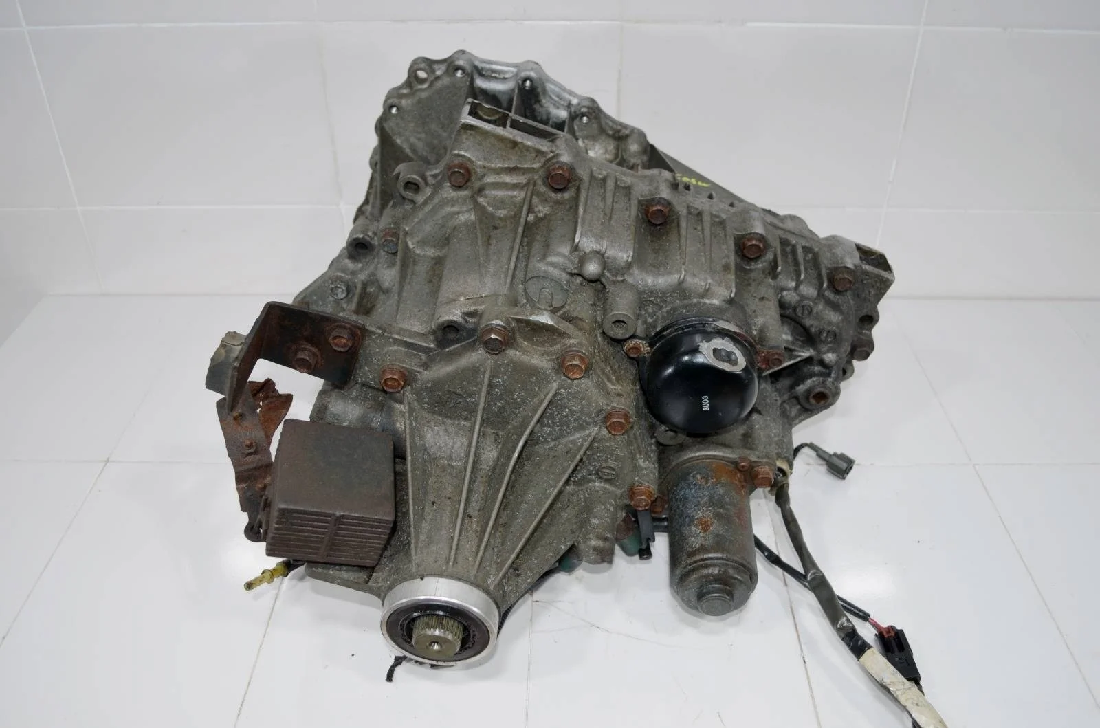 Раздаточная коробка INFINITI QX4 1996-2003 331002W511 JR50 VG33E
