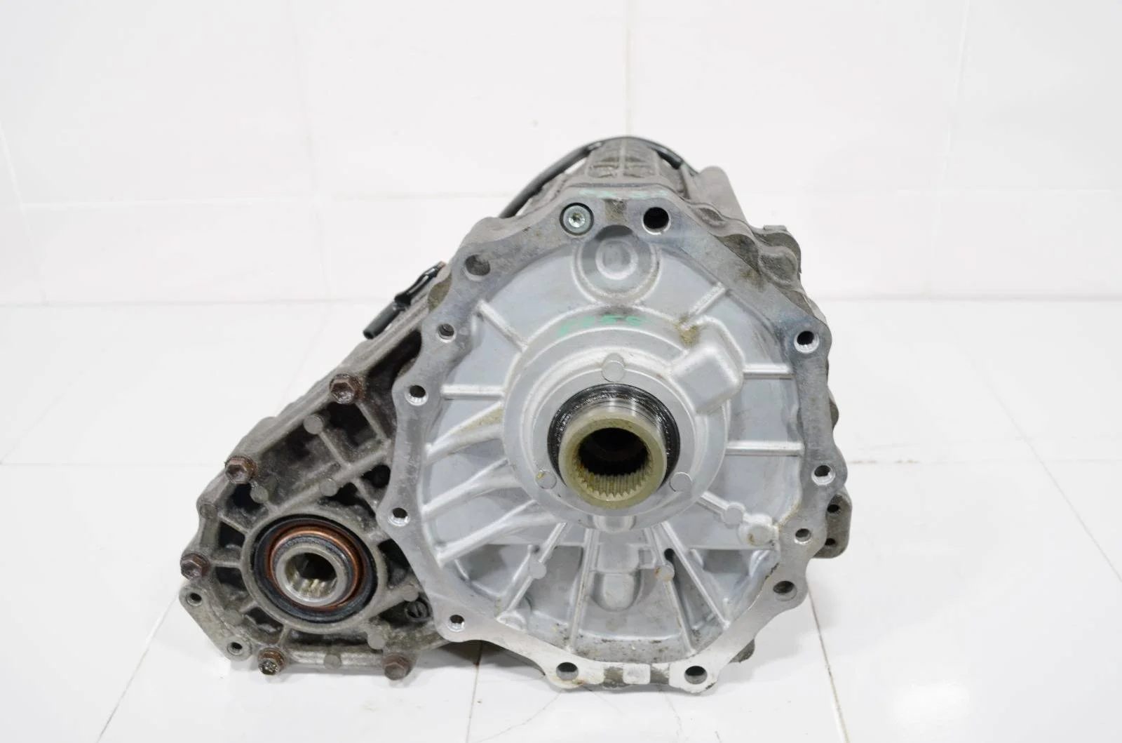 Раздаточная коробка INFINITI FX 2002-2008 33100CG000 S50