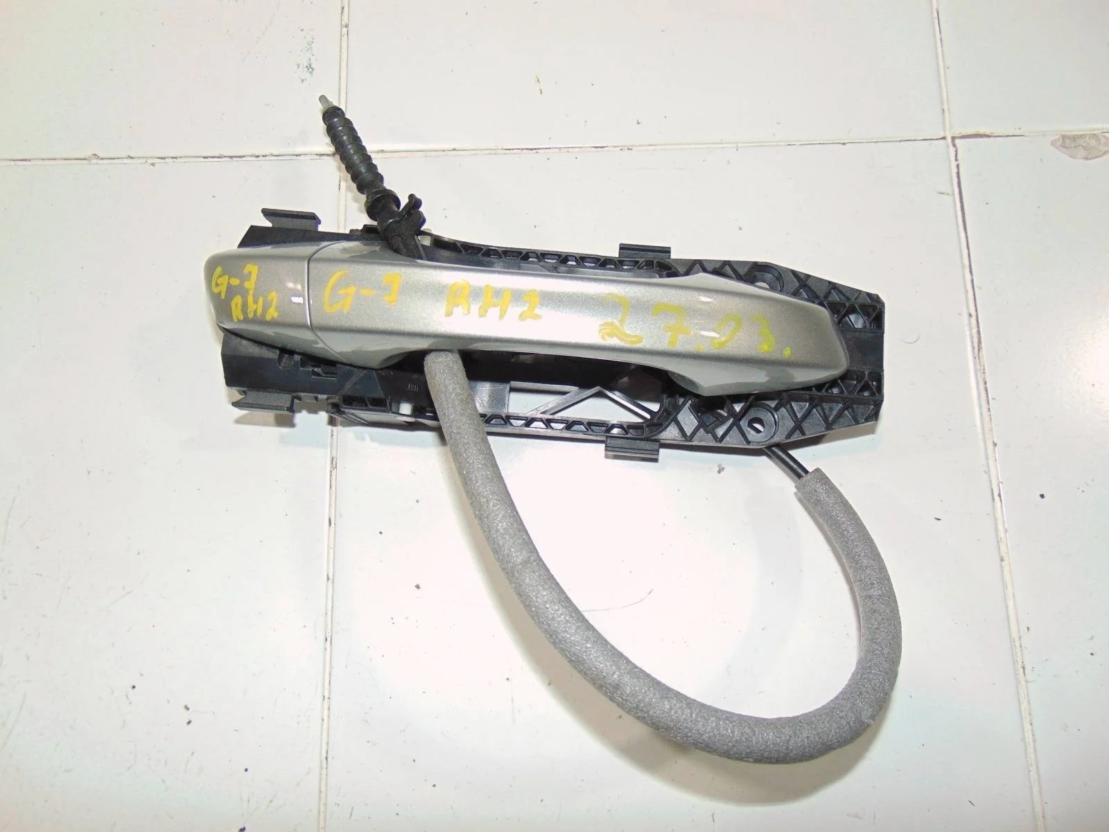 Ручка двери наружная VOLKSWAGEN GOLF 2012+ 5G0837206N 7, задняя правая