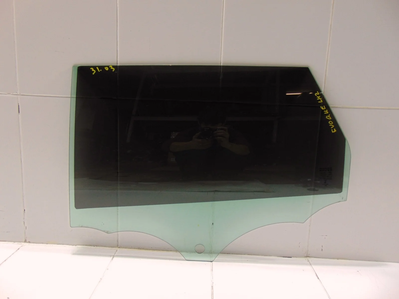 Стекло двери LAND ROVER RANGE ROVER EVOQUE 2011-2018 LR026713 L538, заднее левое