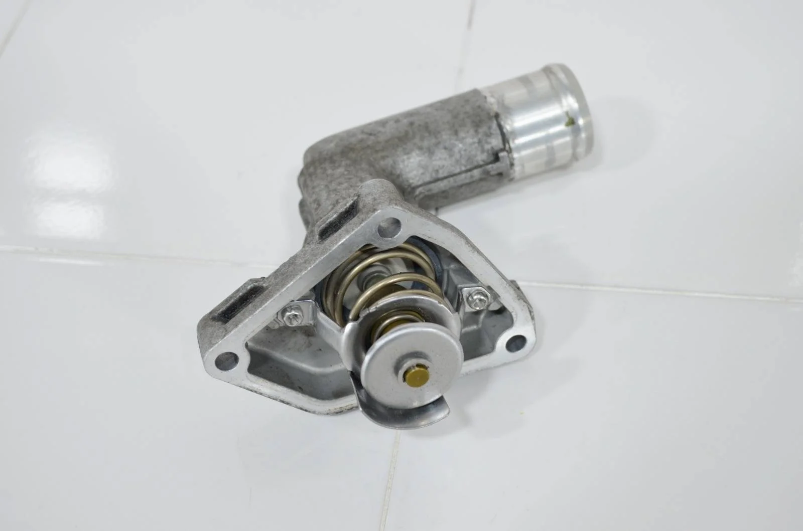 Термостат охлаждения двигателя NISSAN X-TRAIL 2007-2014 21200JA10A T31 2.5 QR25DE