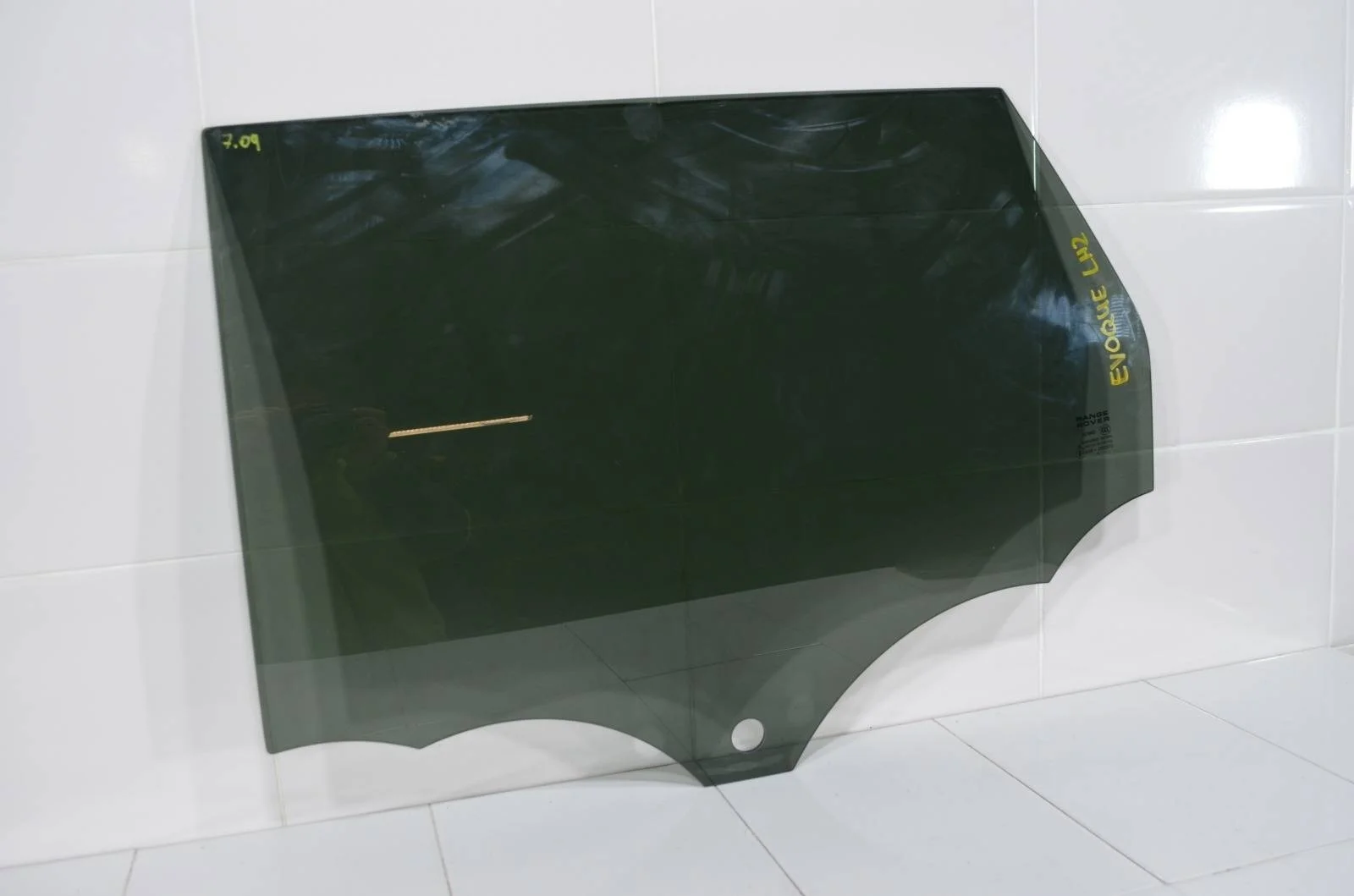 Стекло двери LAND ROVER RANGE ROVER EVOQUE 2011-2018 LR026715 L538, заднее левое