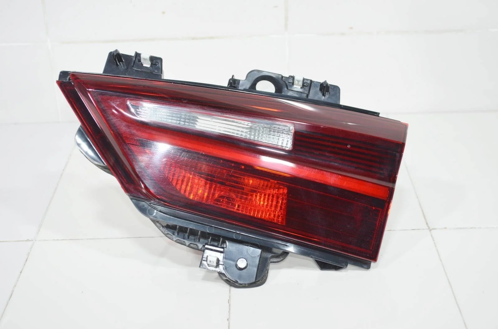 Фонарь BMW X2 2017+ 63217420748 F39, правый