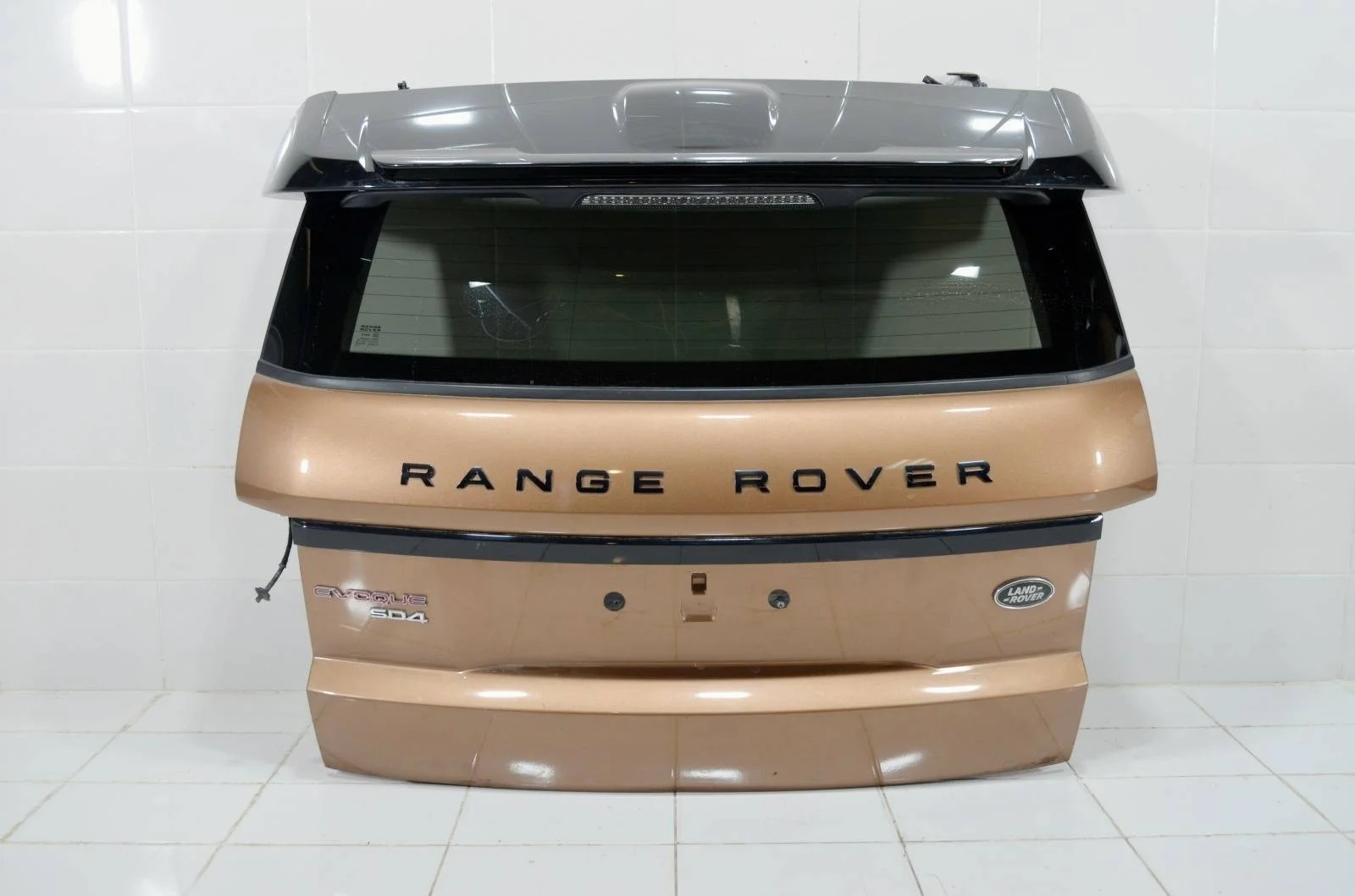 Крышка багажника LAND ROVER RANGE ROVER EVOQUE 2011-2018 LR064614 L538