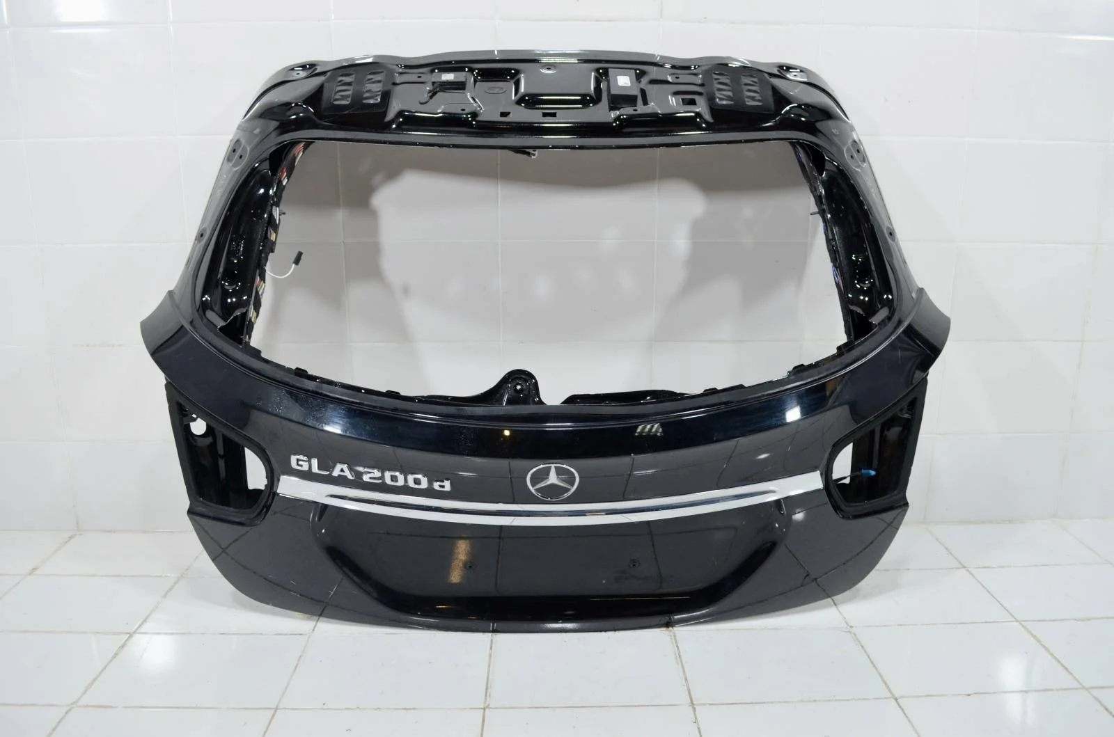 Крышка багажника MERCEDES-BENZ GLA-Class 2013+ A1567400105 X156