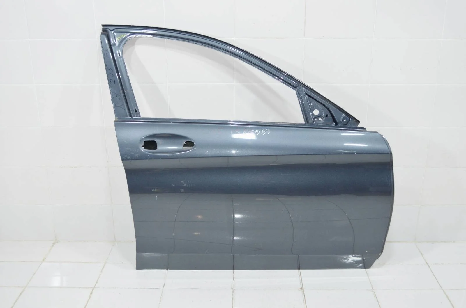 Дверь MERCEDES-BENZ C-Class 2014-2018 A2057200205 W205, передняя правая