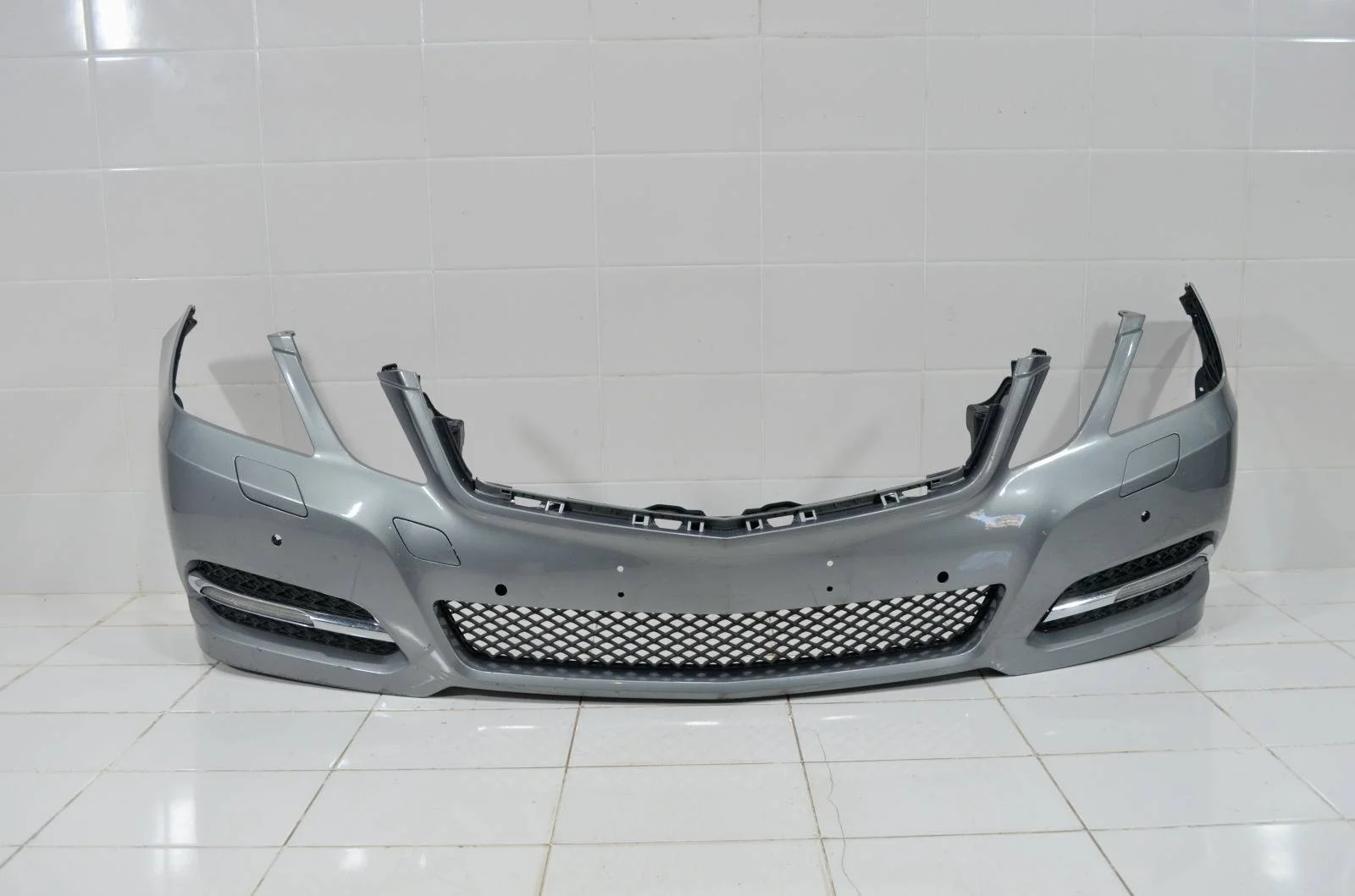 Бампер MERCEDES-BENZ E-CLASS 2009+ A2128850125 W212