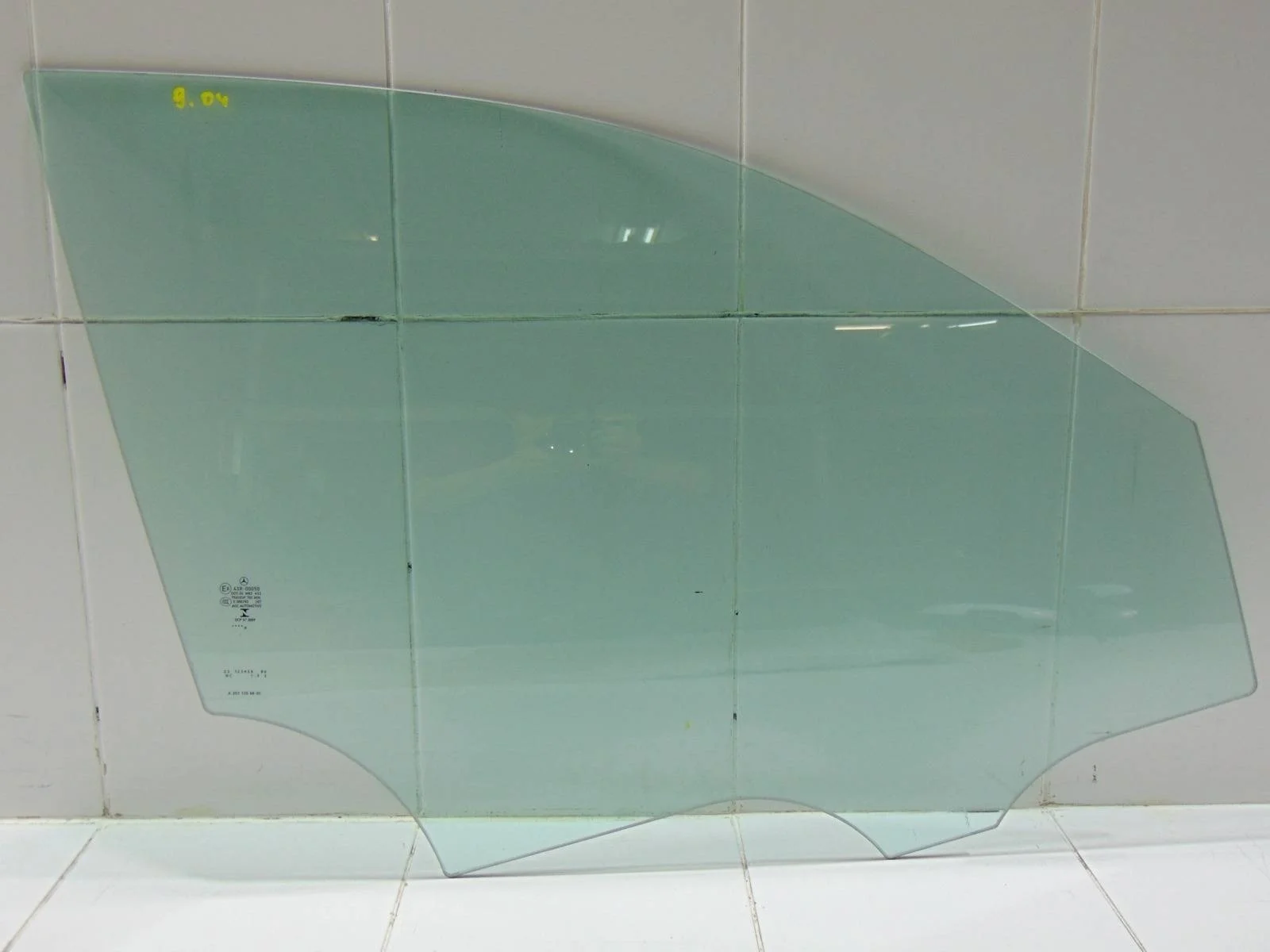 Стекло двери MERCEDES-BENZ GLC-Class 2015+ A2537256800 X253, переднее правое
