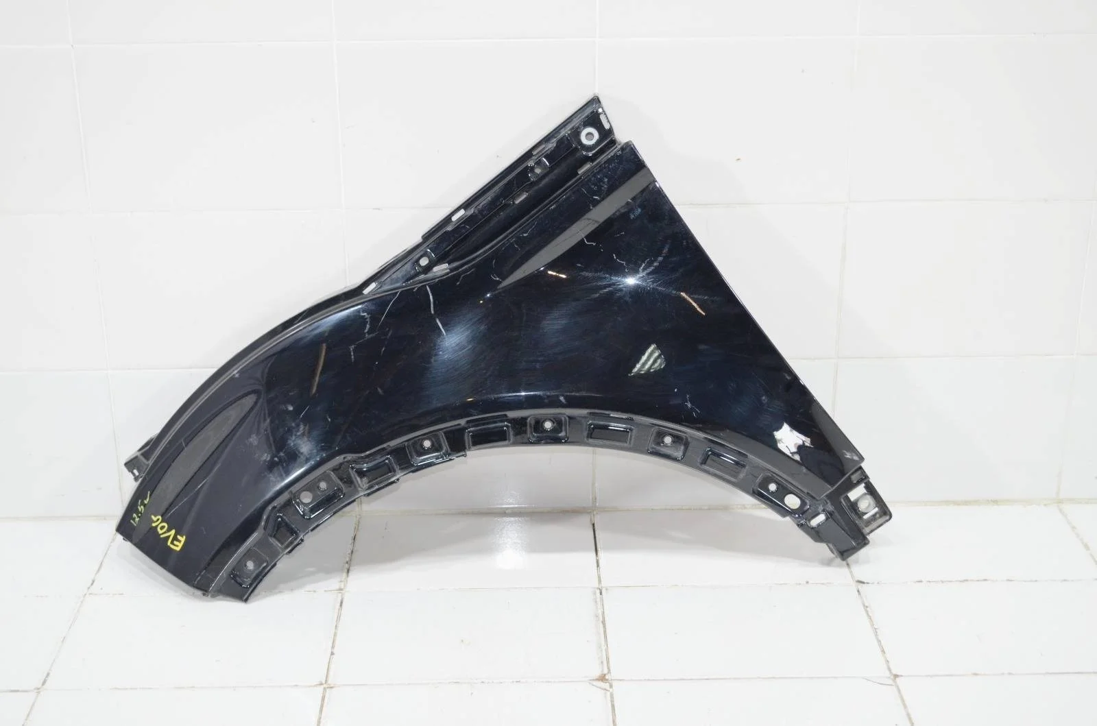 Крыло LAND ROVER RANGE ROVER EVOQUE 2011-2018 LR027590 L538, переднее левое