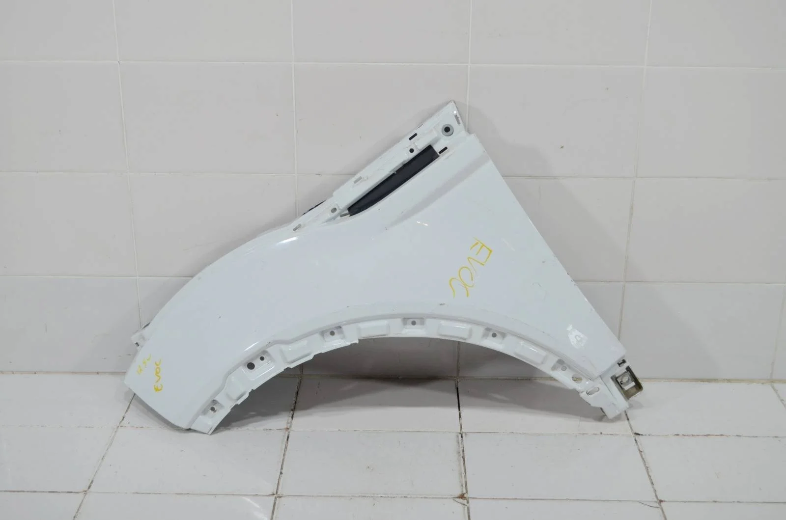 Крыло LAND ROVER RANGE ROVER EVOQUE 2011-2018 LR027590 L538, переднее левое