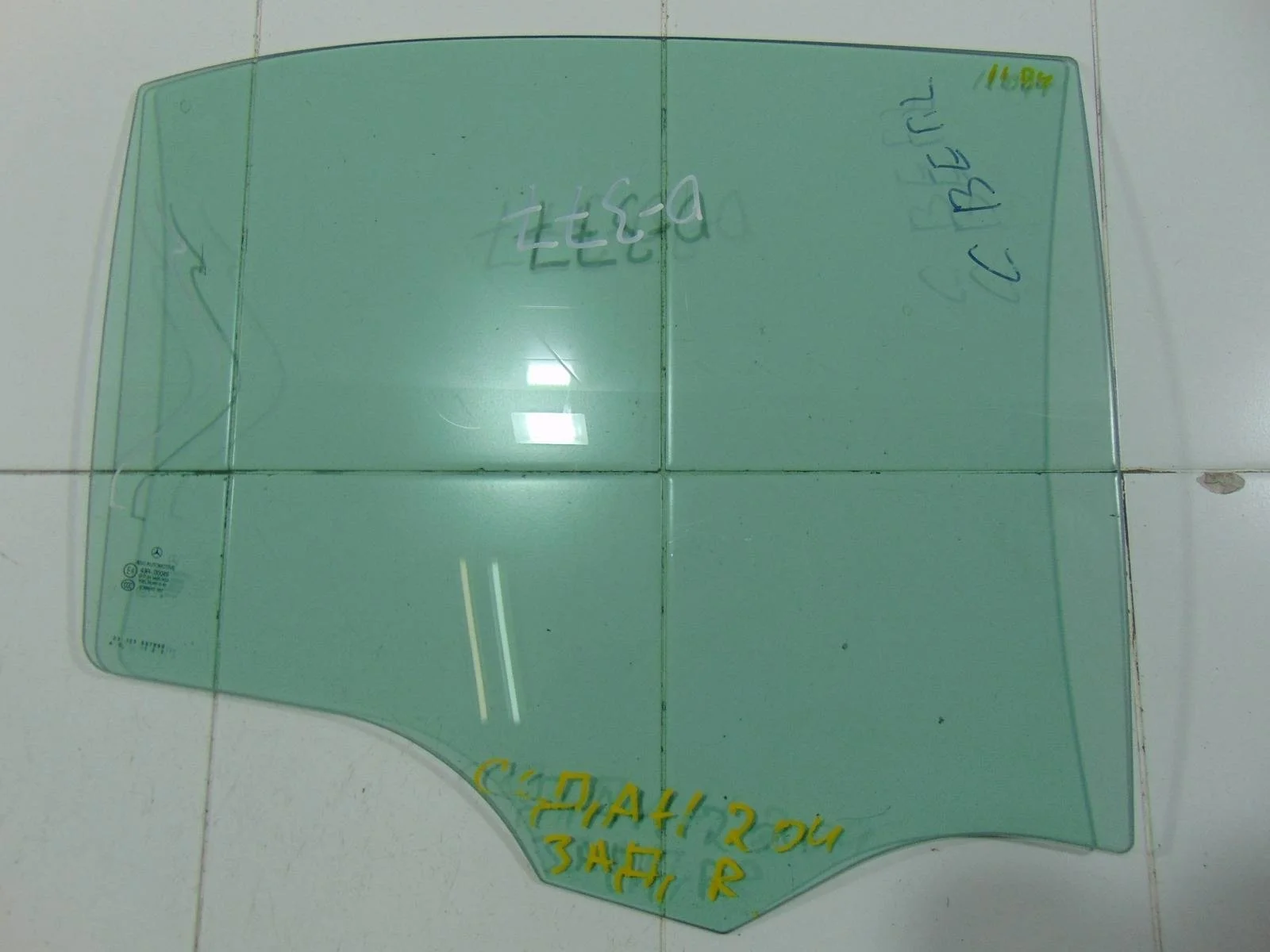 Стекло двери MERCEDES-BENZ C-Class 2007-2015 A2047350210 W204, заднее правое