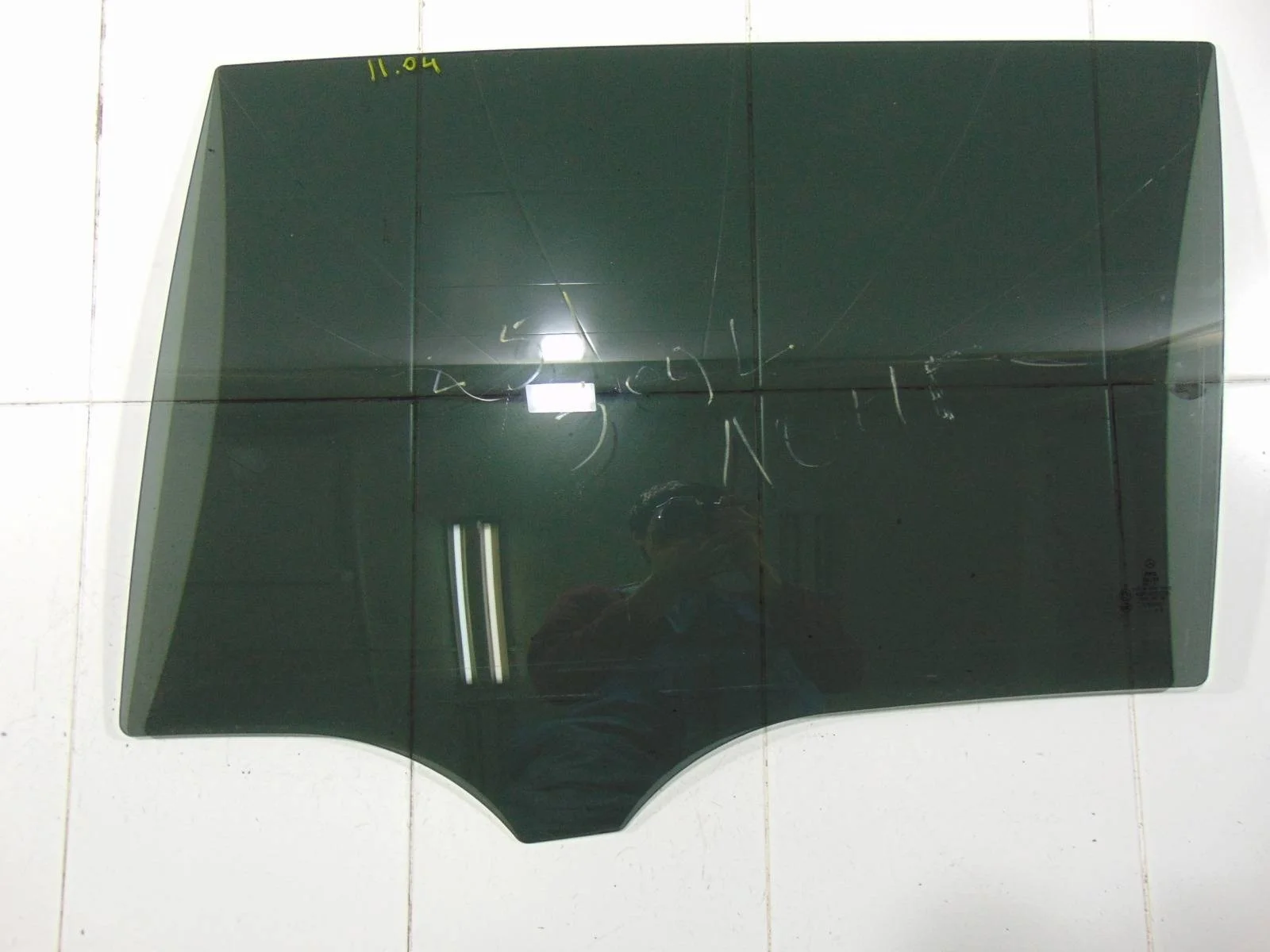 Стекло двери MERCEDES-BENZ R-class 2005-2017 A2517350910 W251, заднее левое