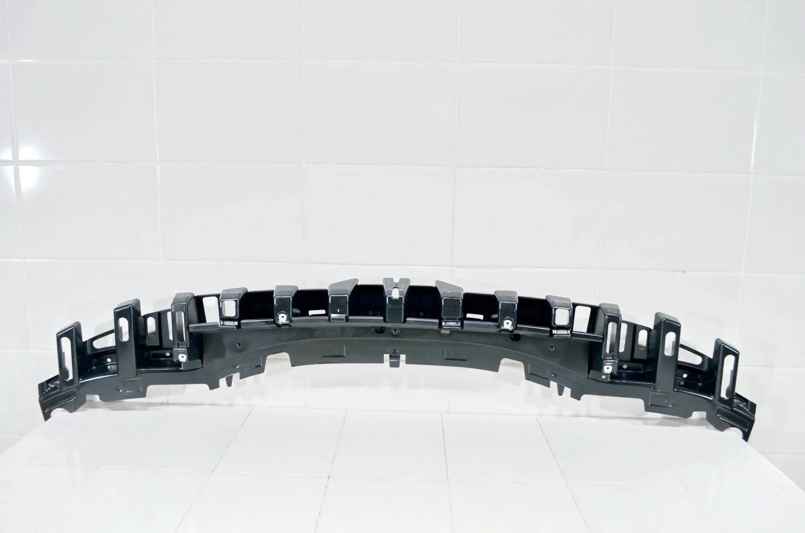 Кронштейн бампера LAND ROVER SPORT 2013+ LR045204 L494, передний