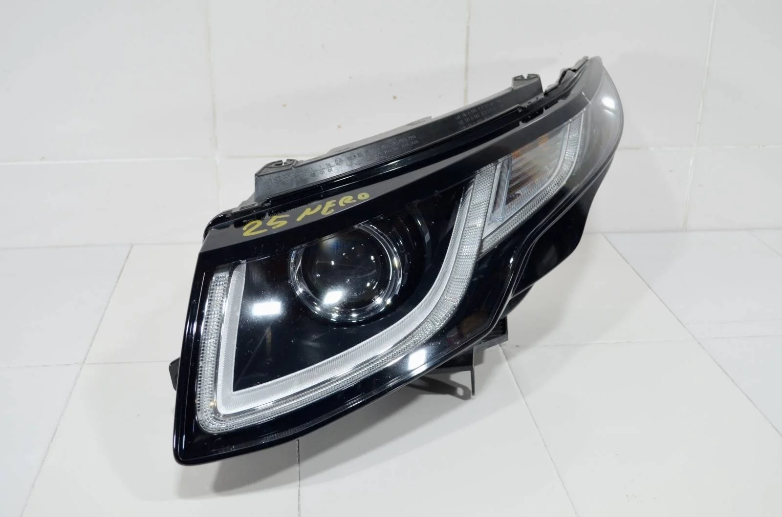 Фара LAND ROVER RANGE ROVER EVOQUE 2015+ LR072628 L538, левая