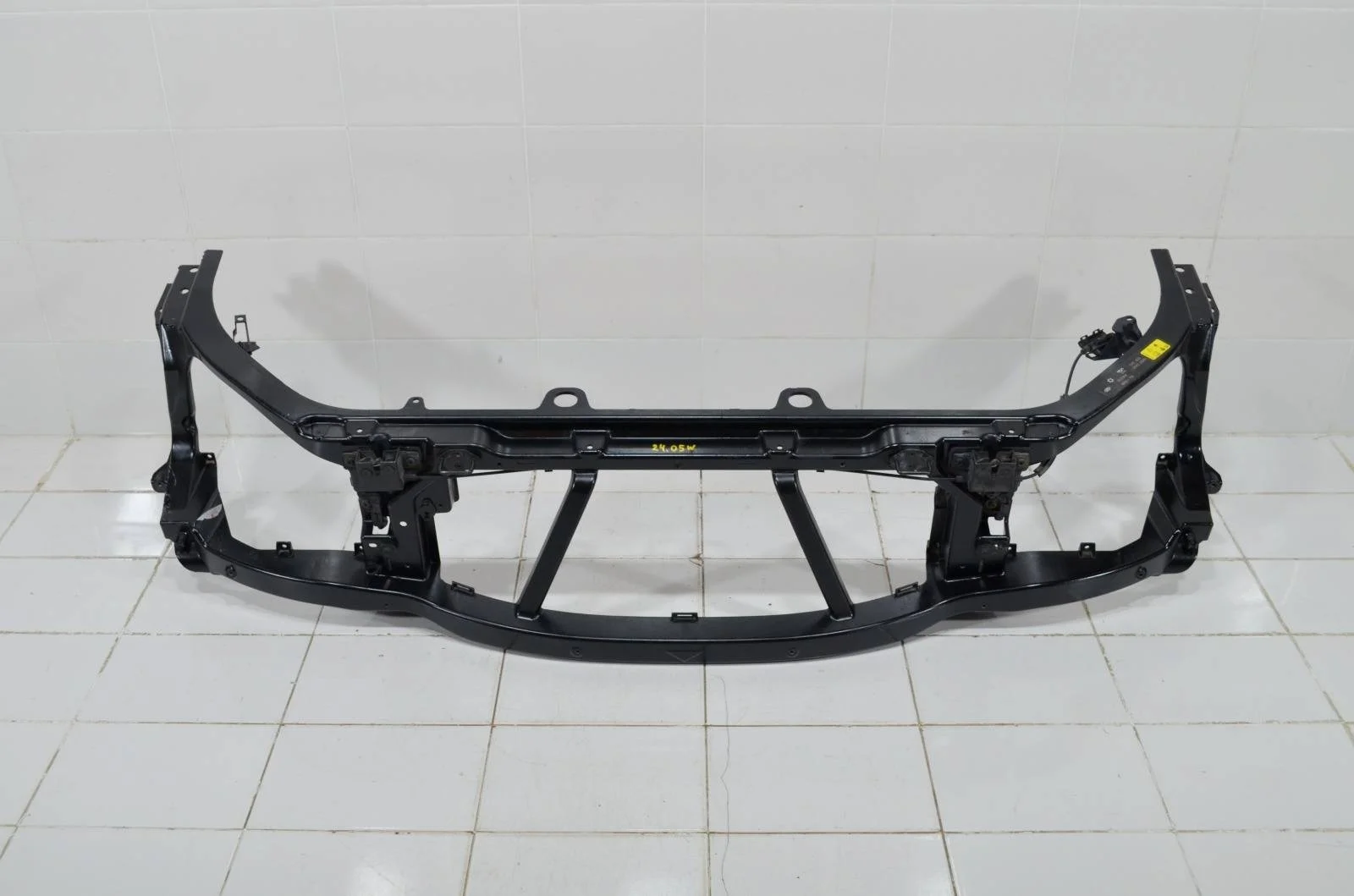 Панель передняя (телевизор) LAND ROVER SPORT 2013+ LR043772 L494