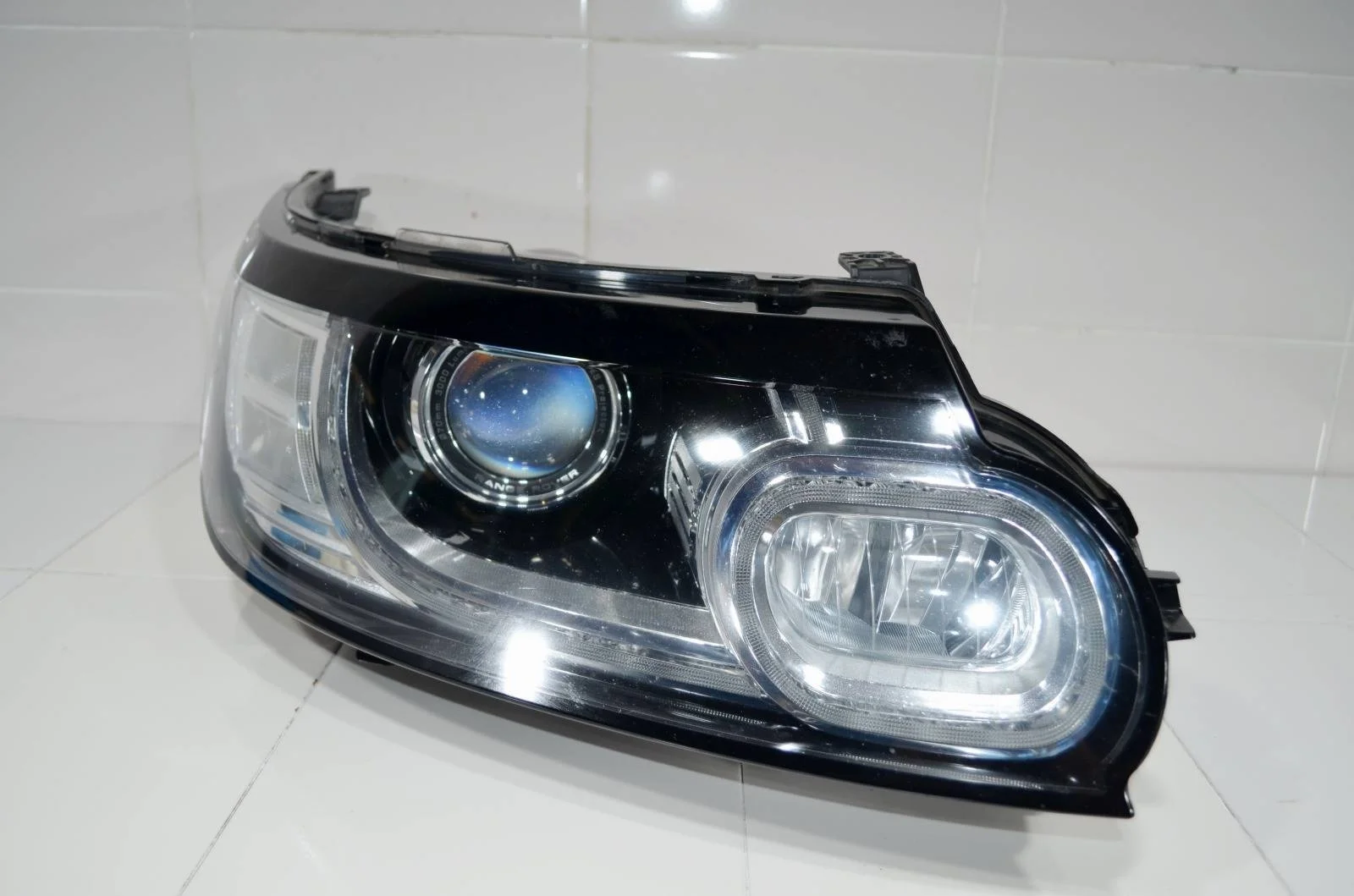 Фара LAND ROVER RANGE ROVER SPORT 2013+ LR057267 L494, правая