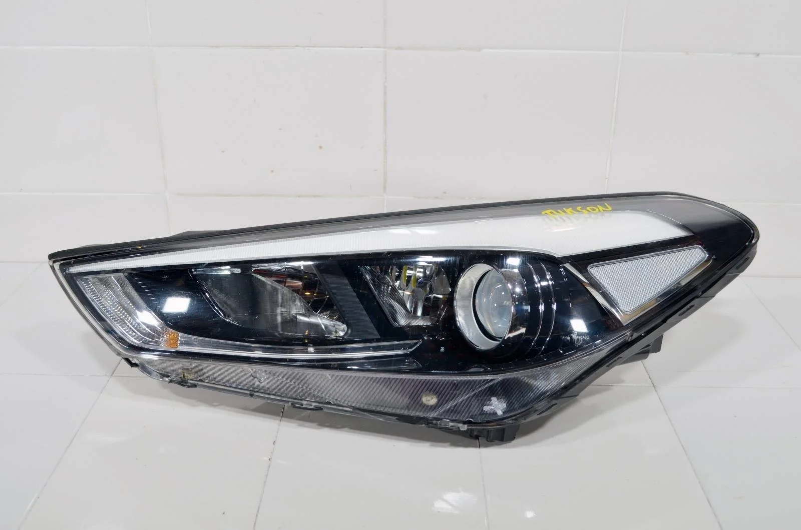 Фара Hyundai Tucson 2015+ 92101D7100 TL, левая